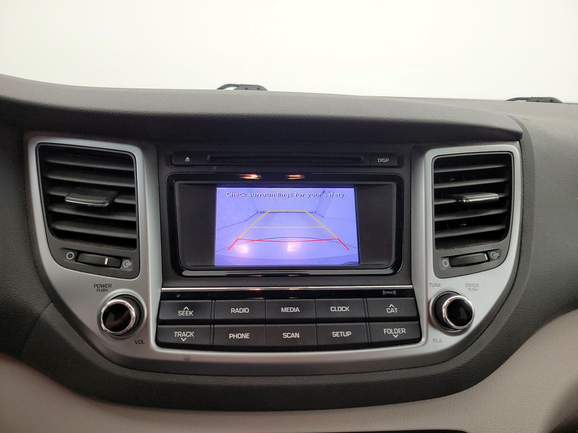 Thumbnail: 2016 Hyundai Tucson - 14