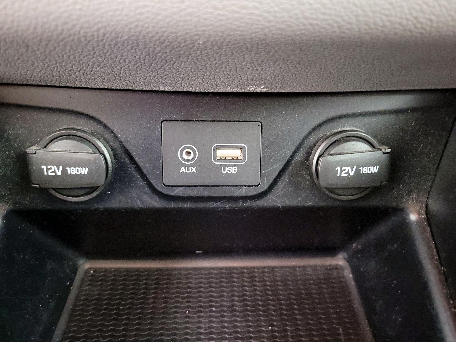 Thumbnail: 2016 Hyundai Tucson - 18