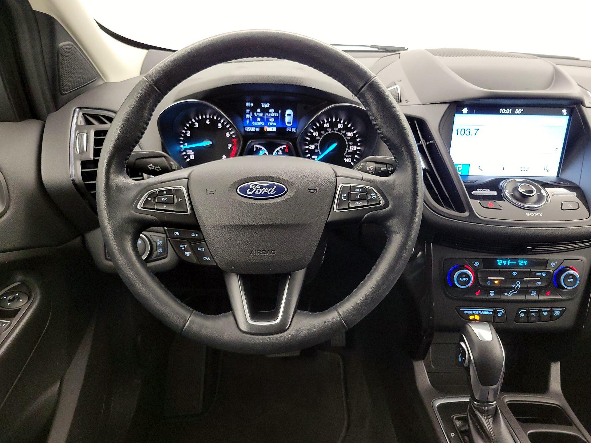 Thumbnail: 2019 Ford Escape - 10