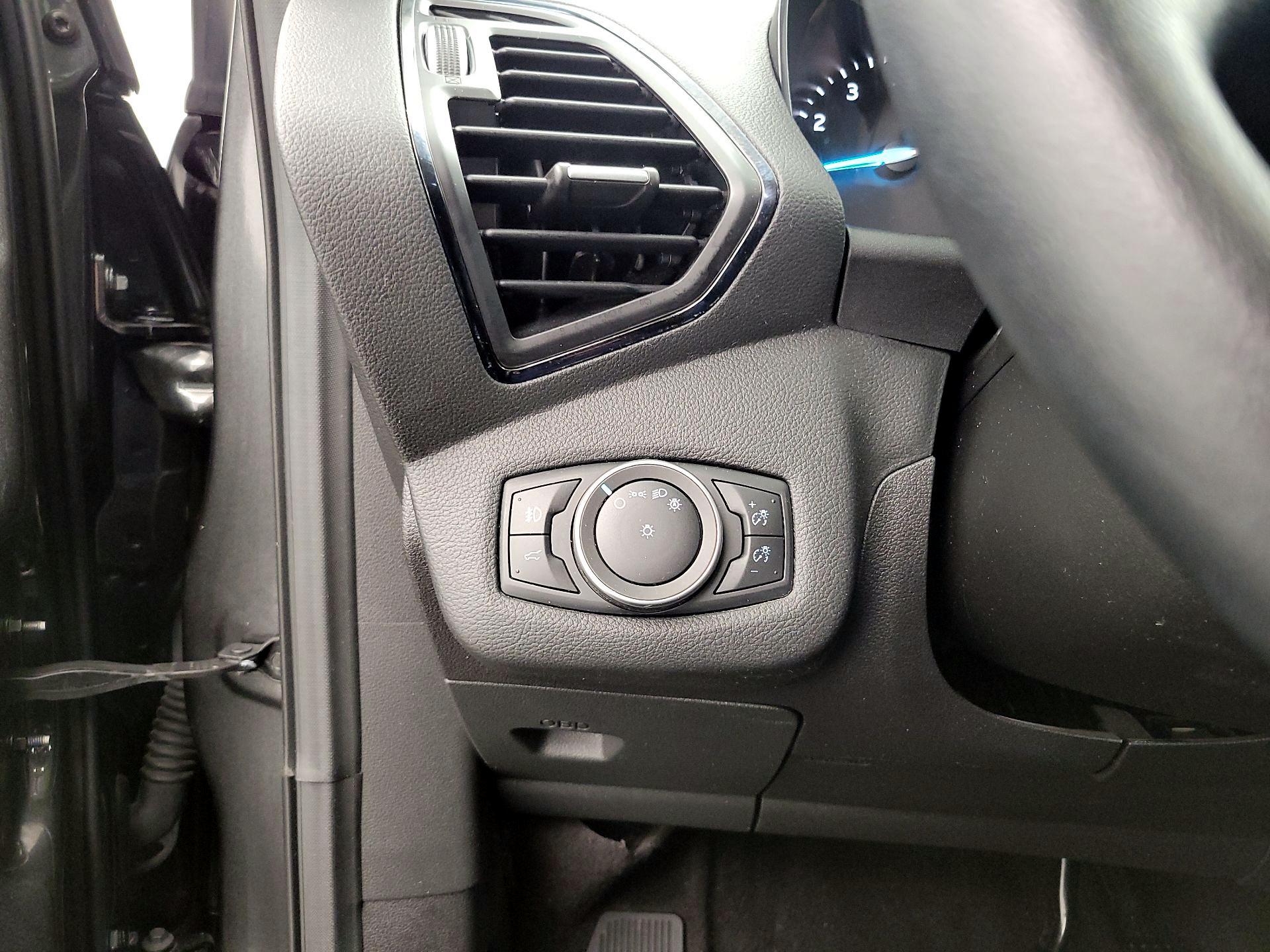 Thumbnail: 2019 Ford Escape - 13