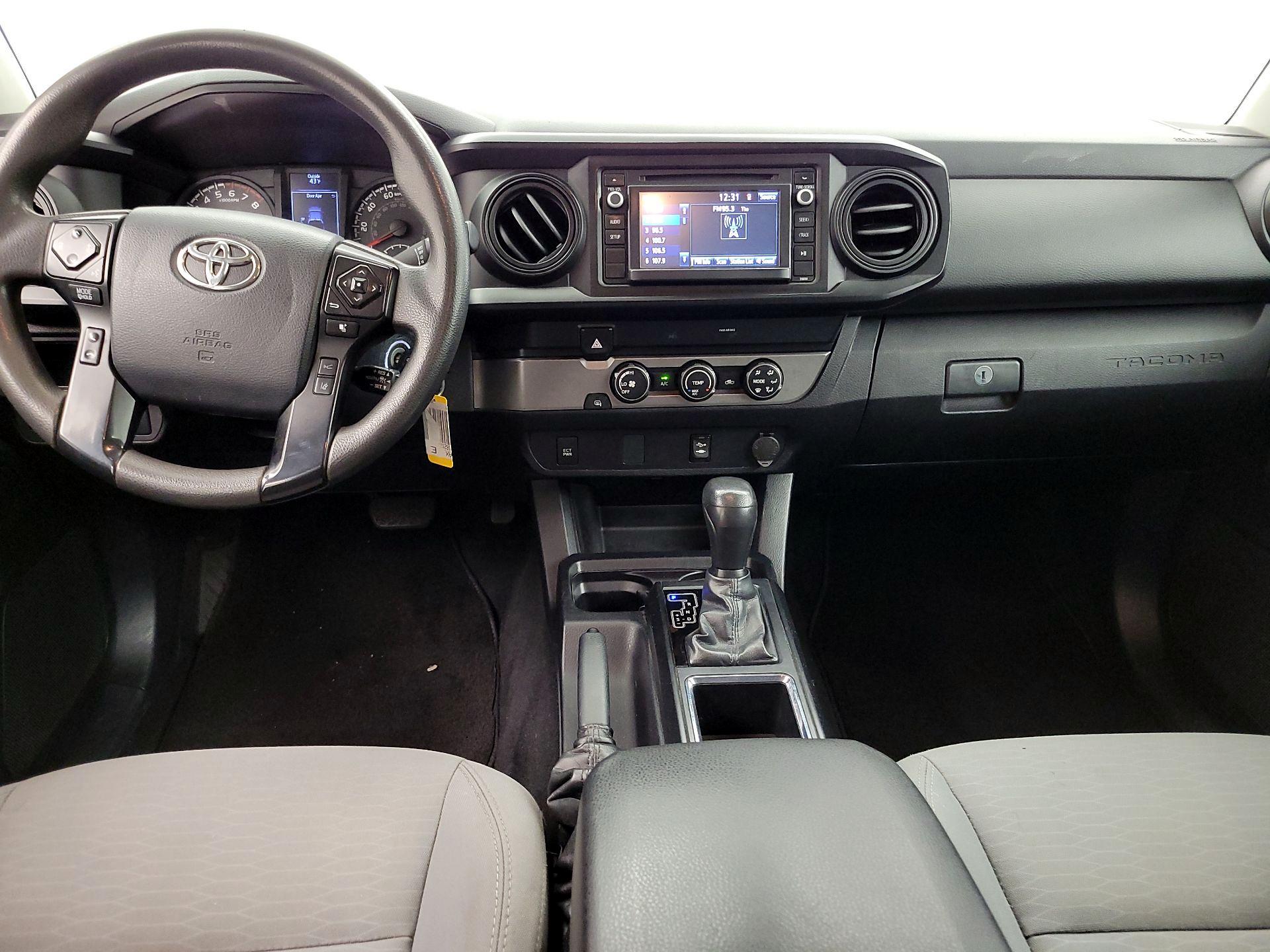 Thumbnail: 2019 Toyota Tacoma - 9