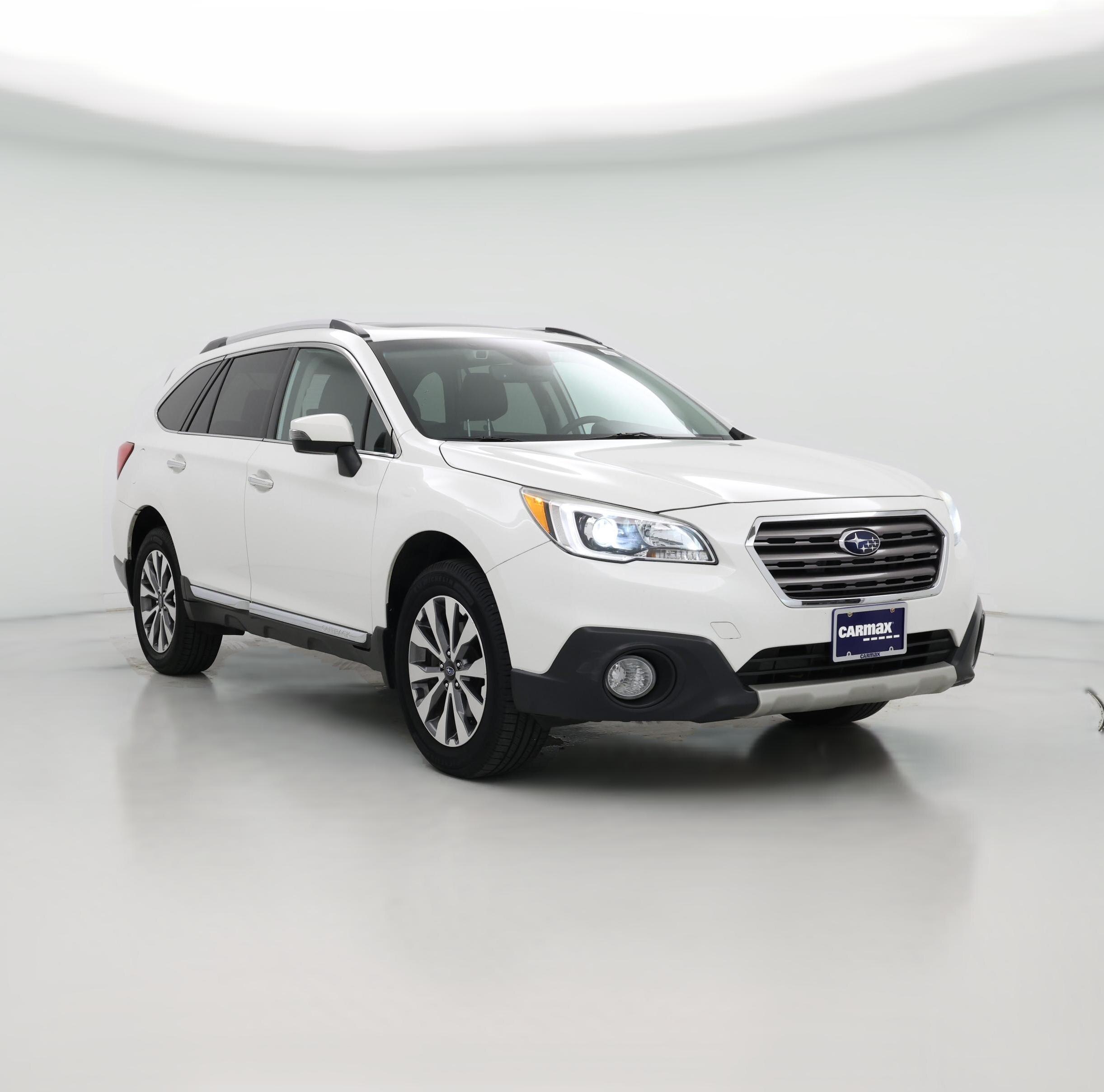 Thumbnail: 2017 Subaru Outback - 1