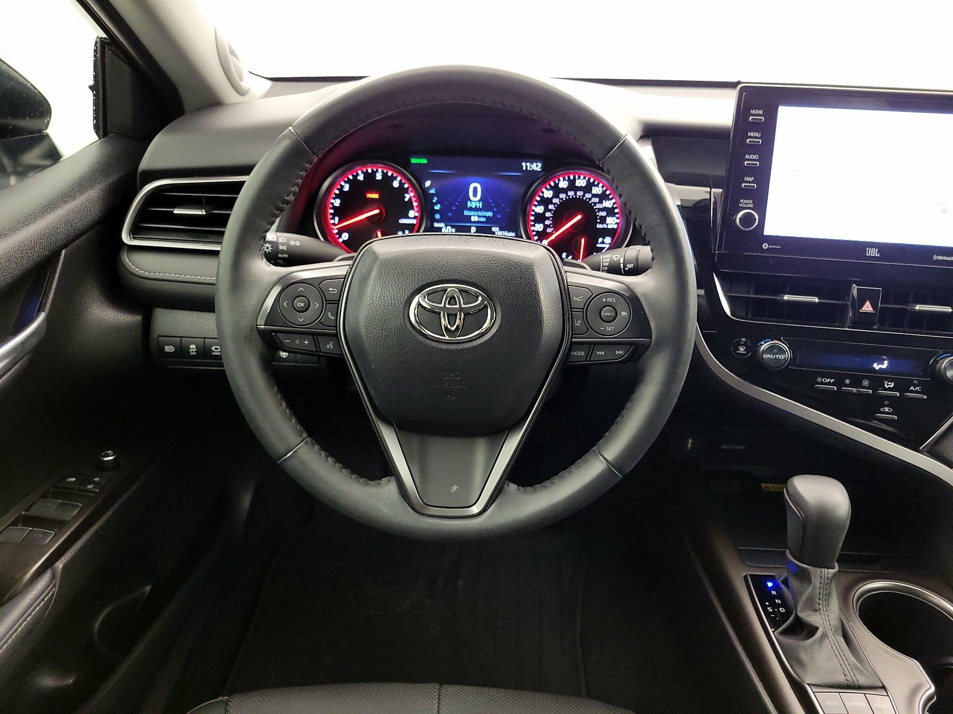 Thumbnail: 2023 Toyota Camry - 10