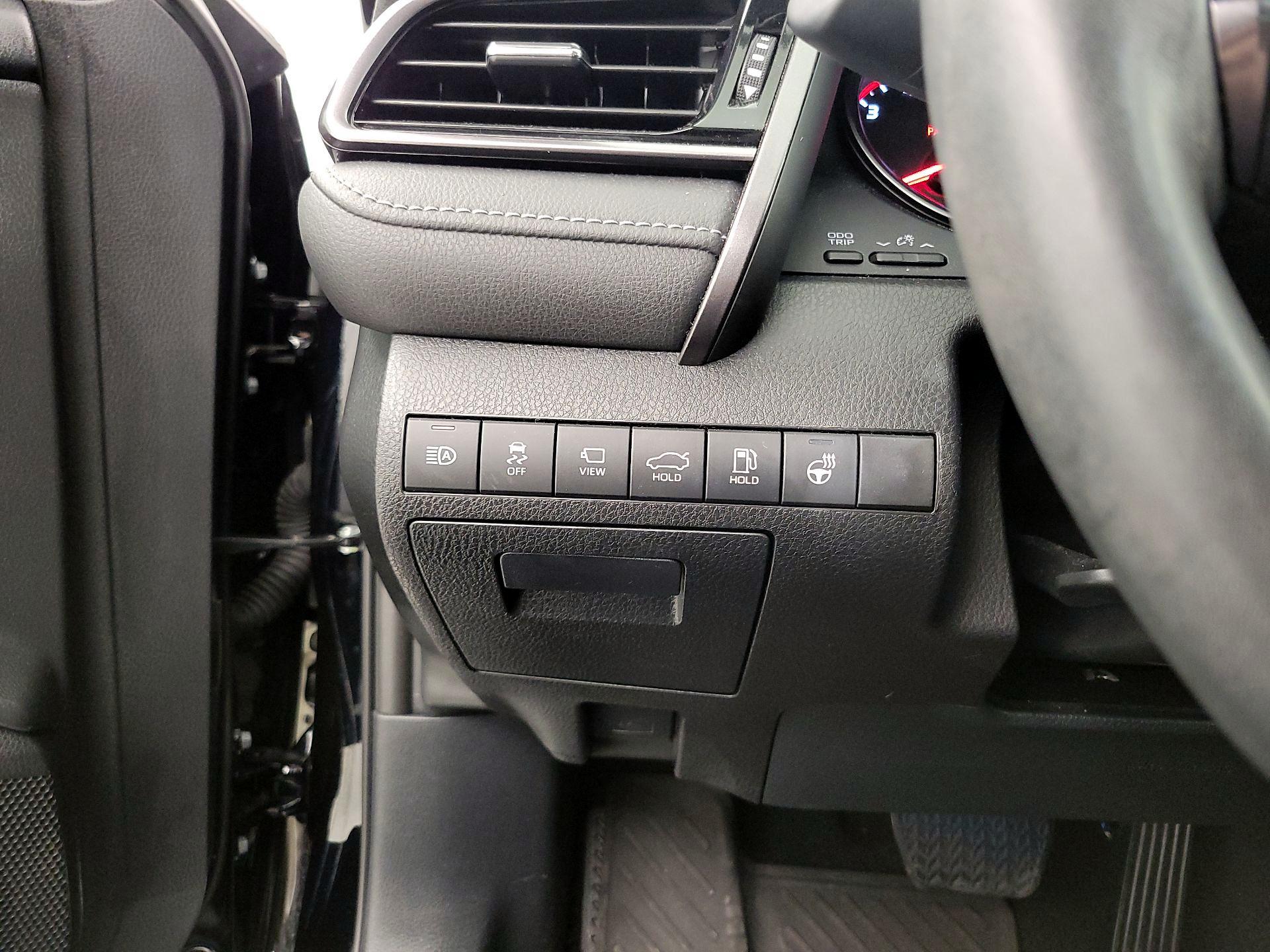 Thumbnail: 2023 Toyota Camry - 13