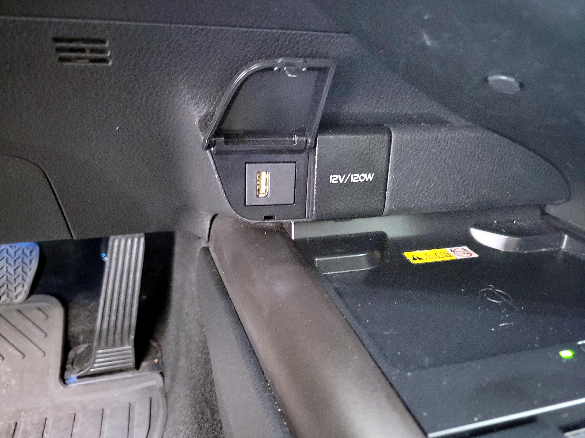 Thumbnail: 2023 Toyota Camry - 19