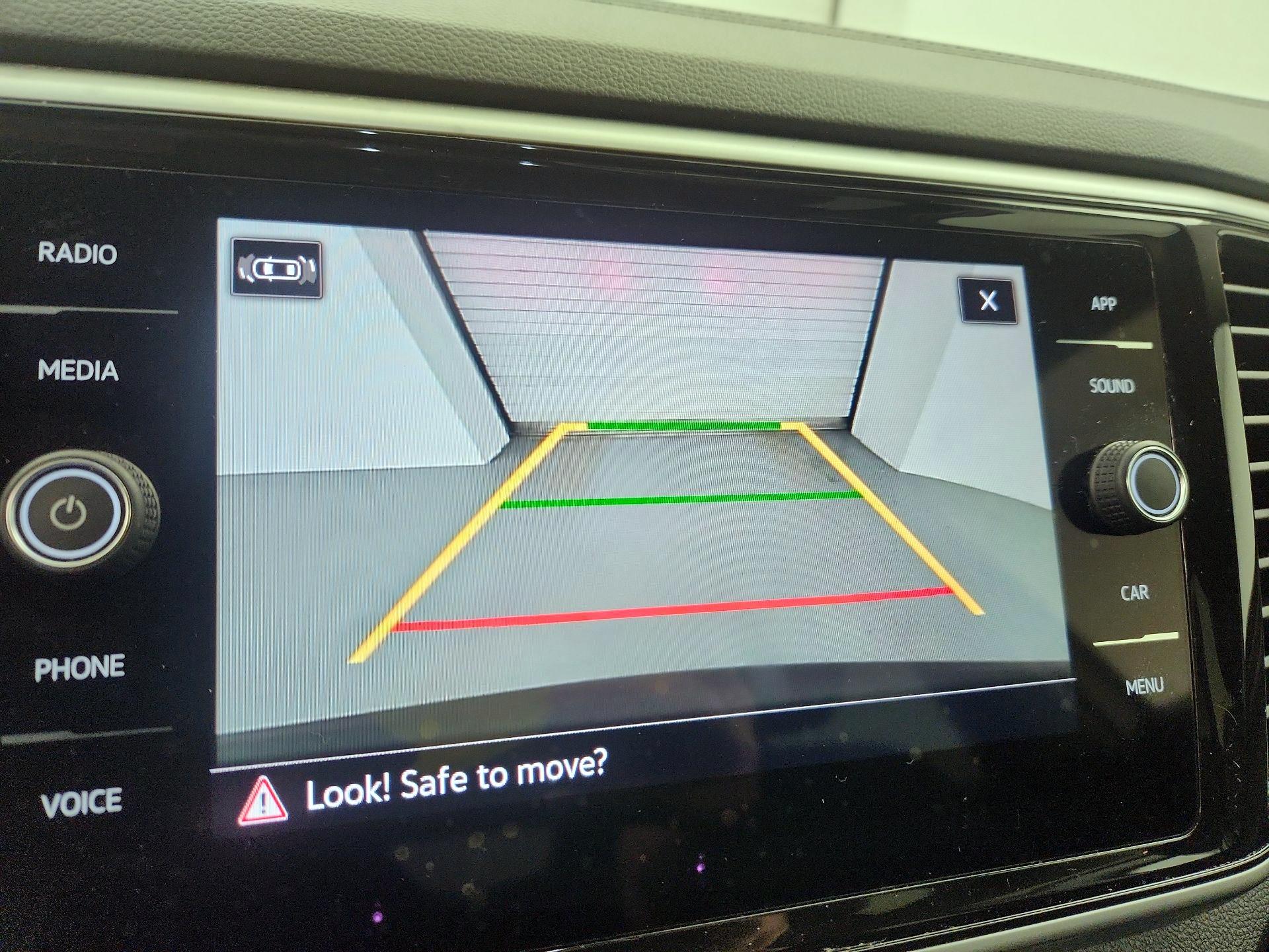 Thumbnail: 2023 Volkswagen Atlas - 14