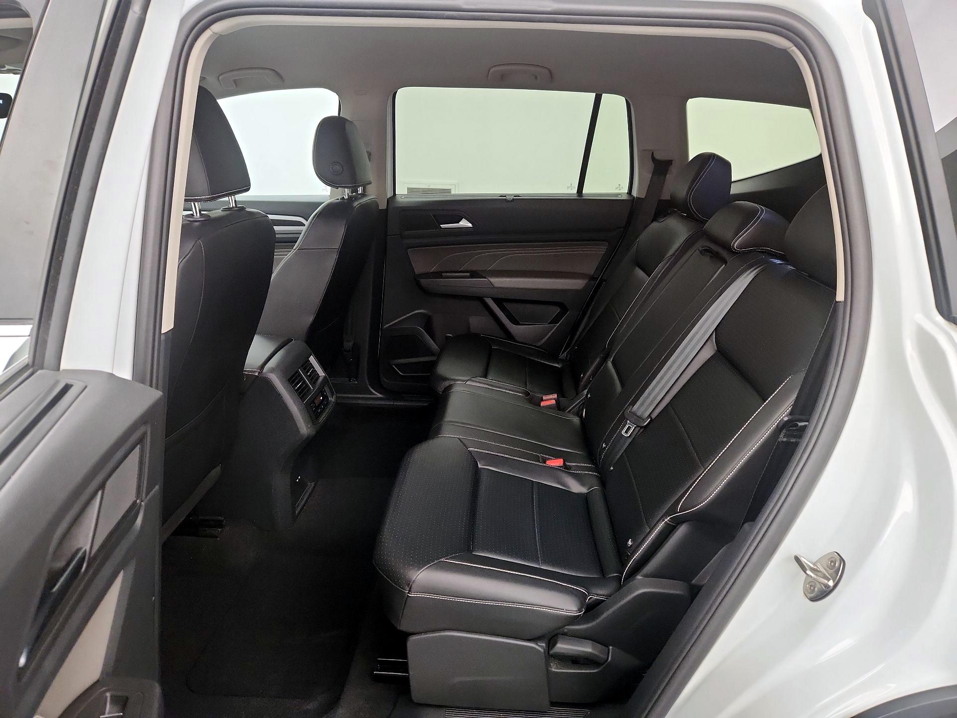 Thumbnail: 2023 Volkswagen Atlas - 19