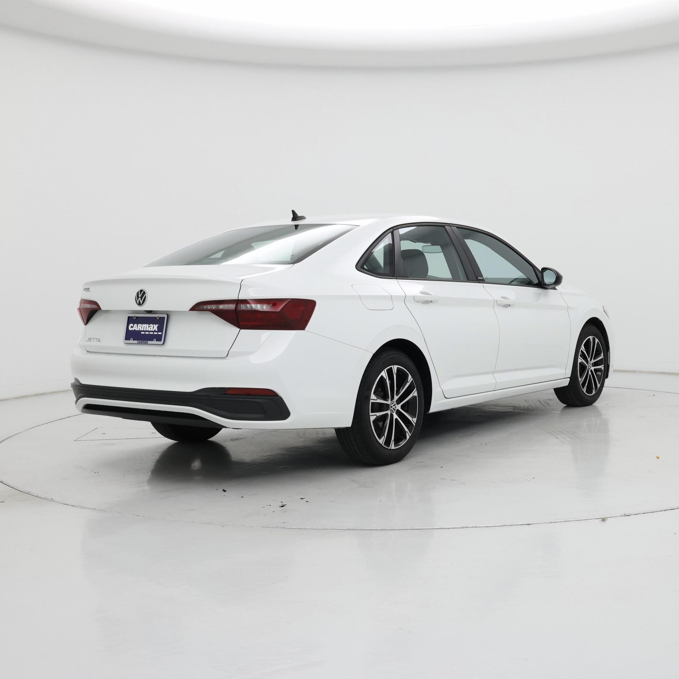 Thumbnail: 2024 Volkswagen Jetta - 8