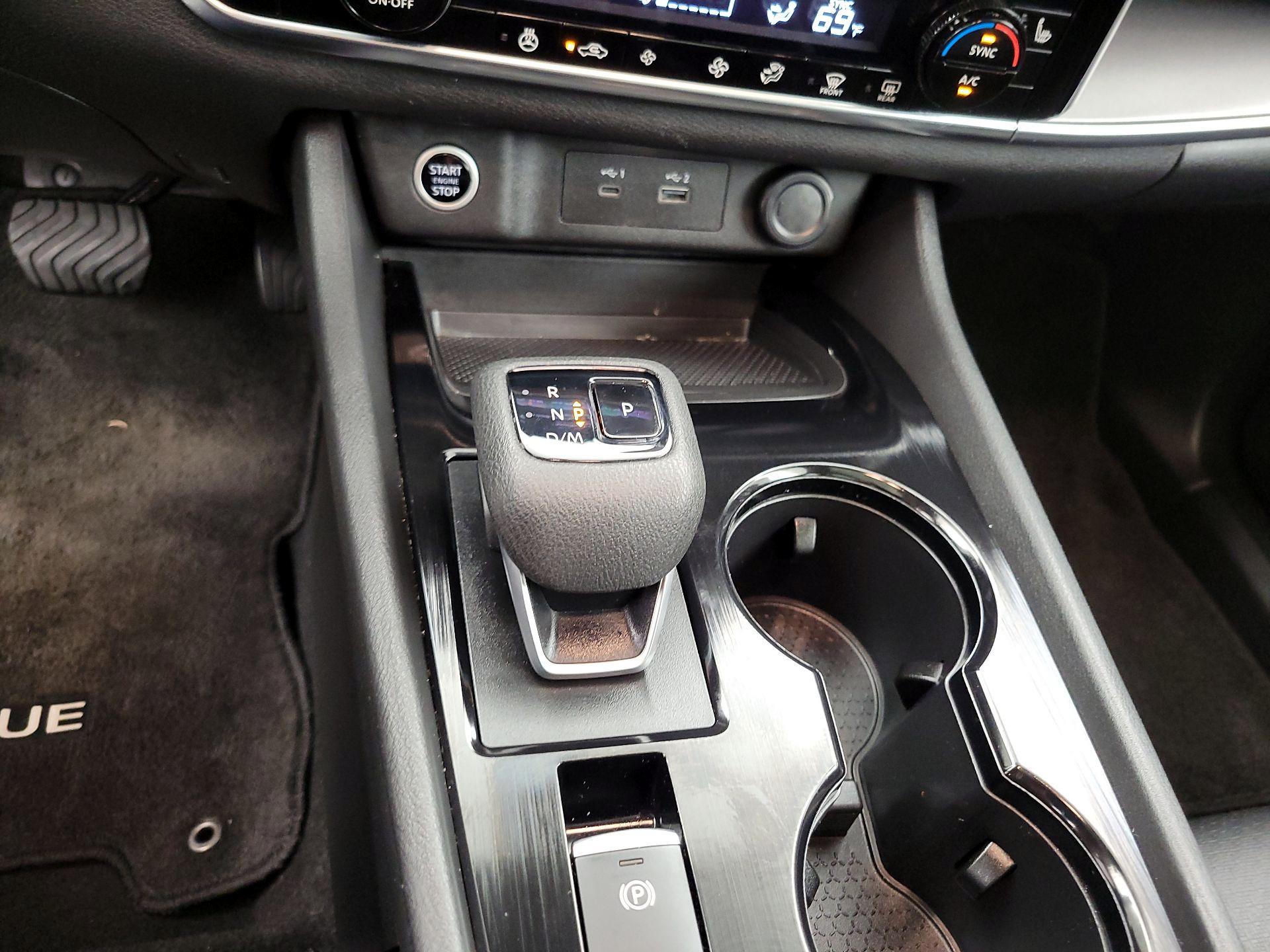 Thumbnail: 2021 Nissan Rogue - 17