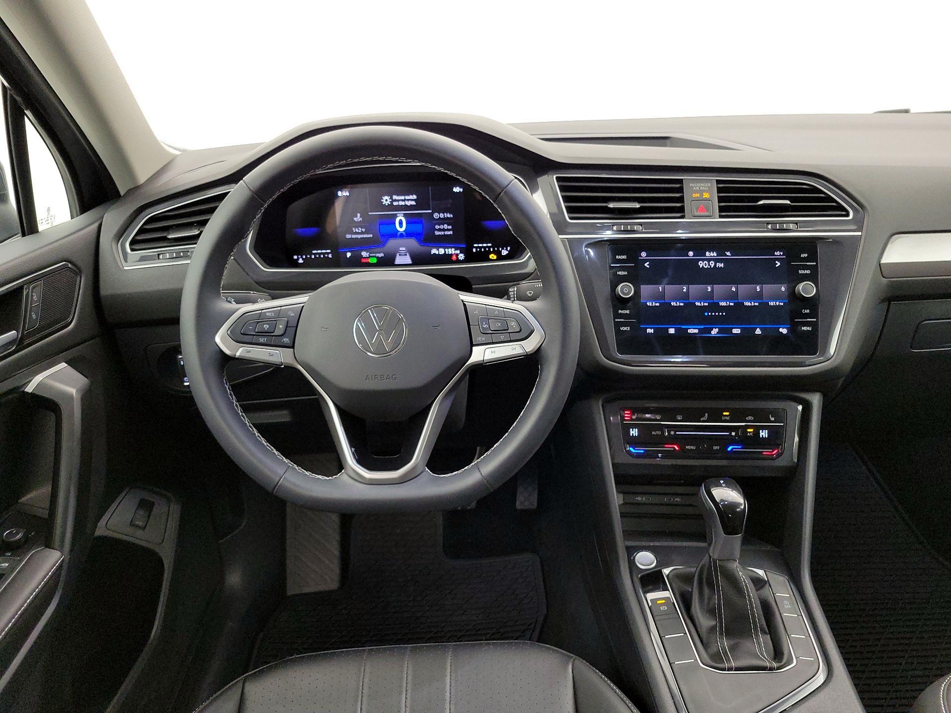 Thumbnail: 2024 Volkswagen Tiguan - 10