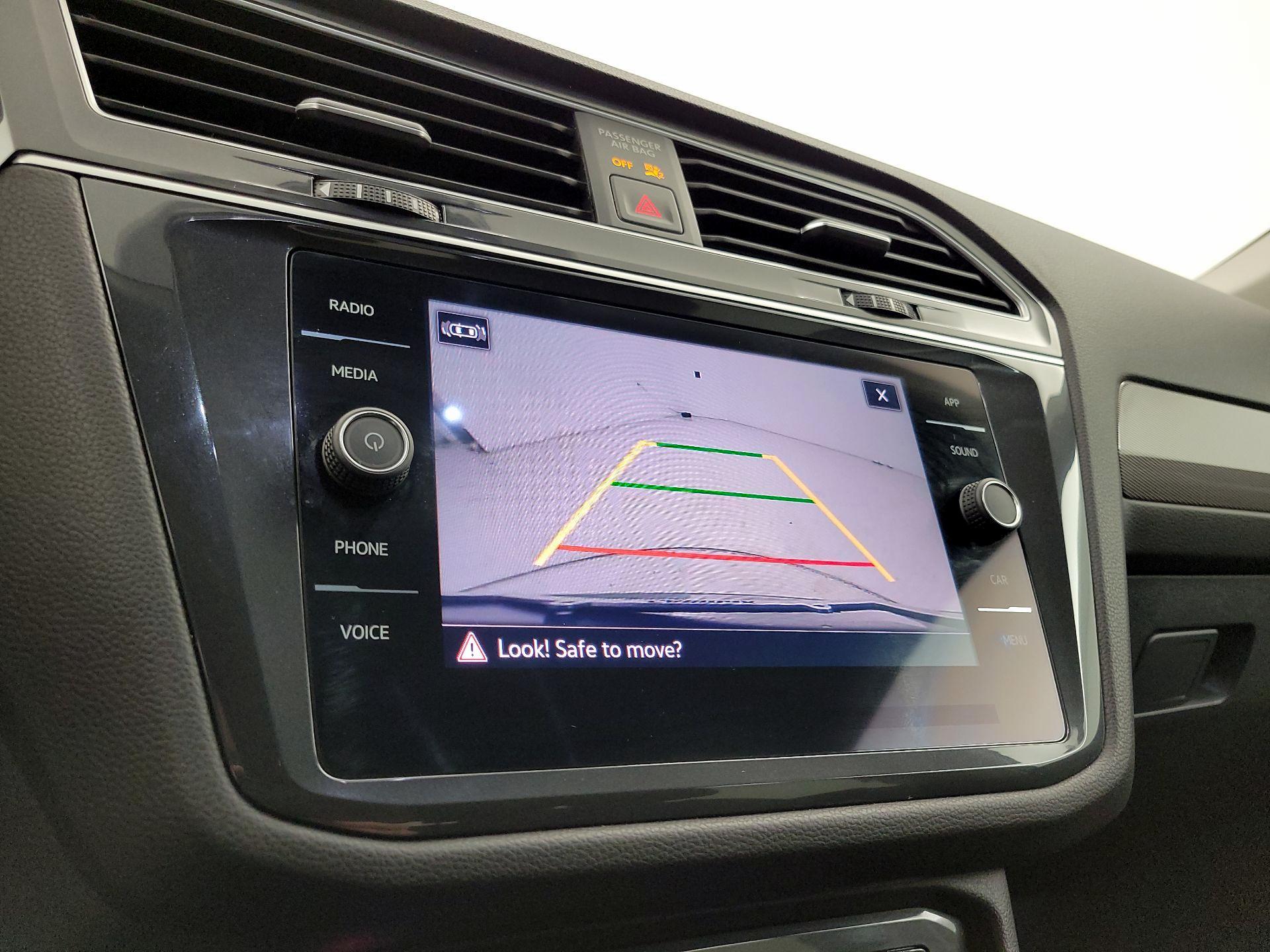 Thumbnail: 2024 Volkswagen Tiguan - 14