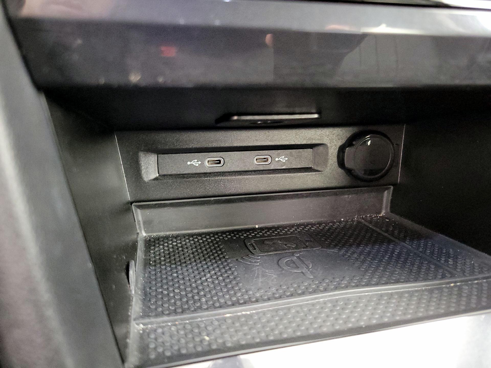 Thumbnail: 2024 Volkswagen Tiguan - 18