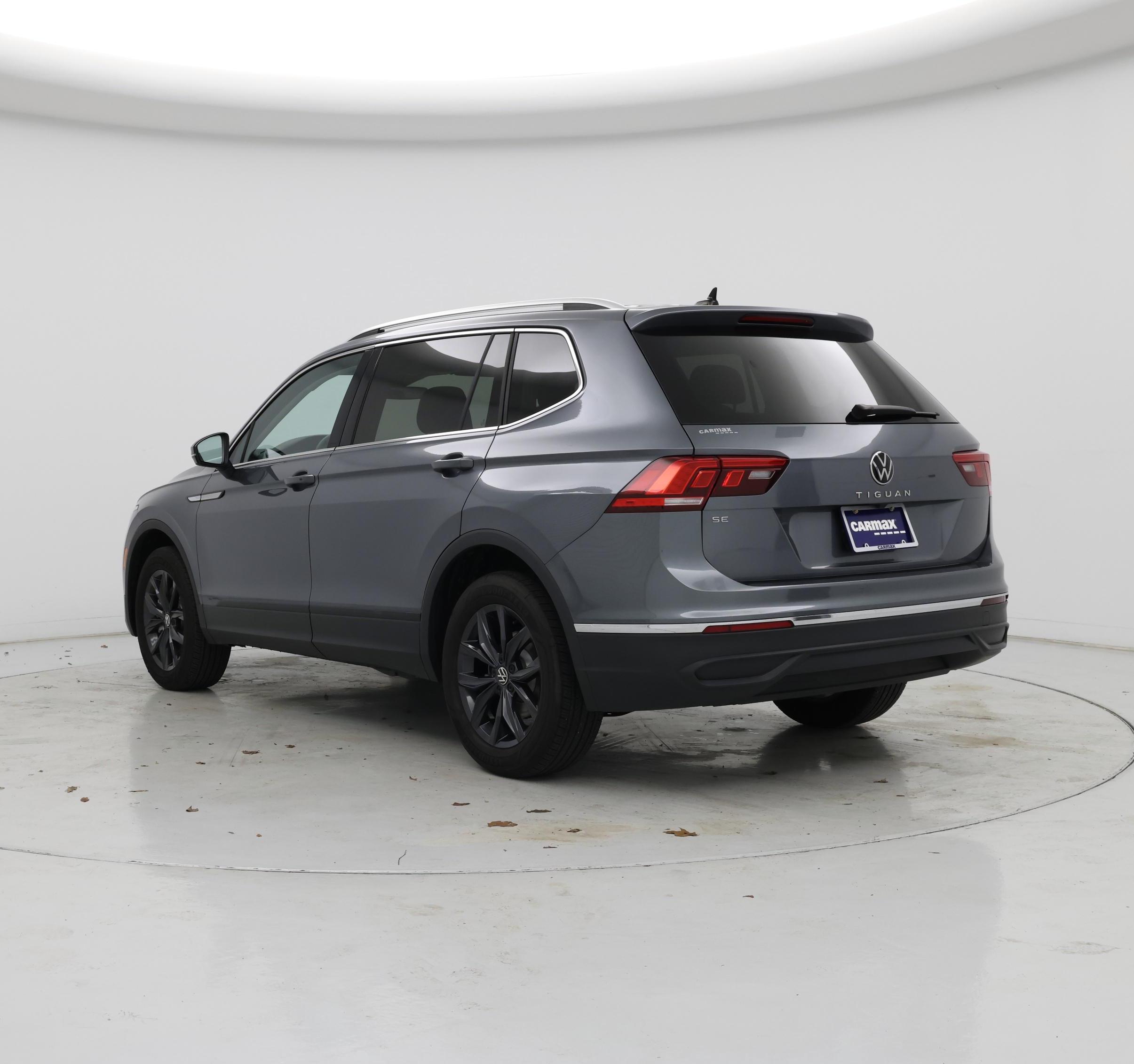 Thumbnail: 2024 Volkswagen Tiguan - 2