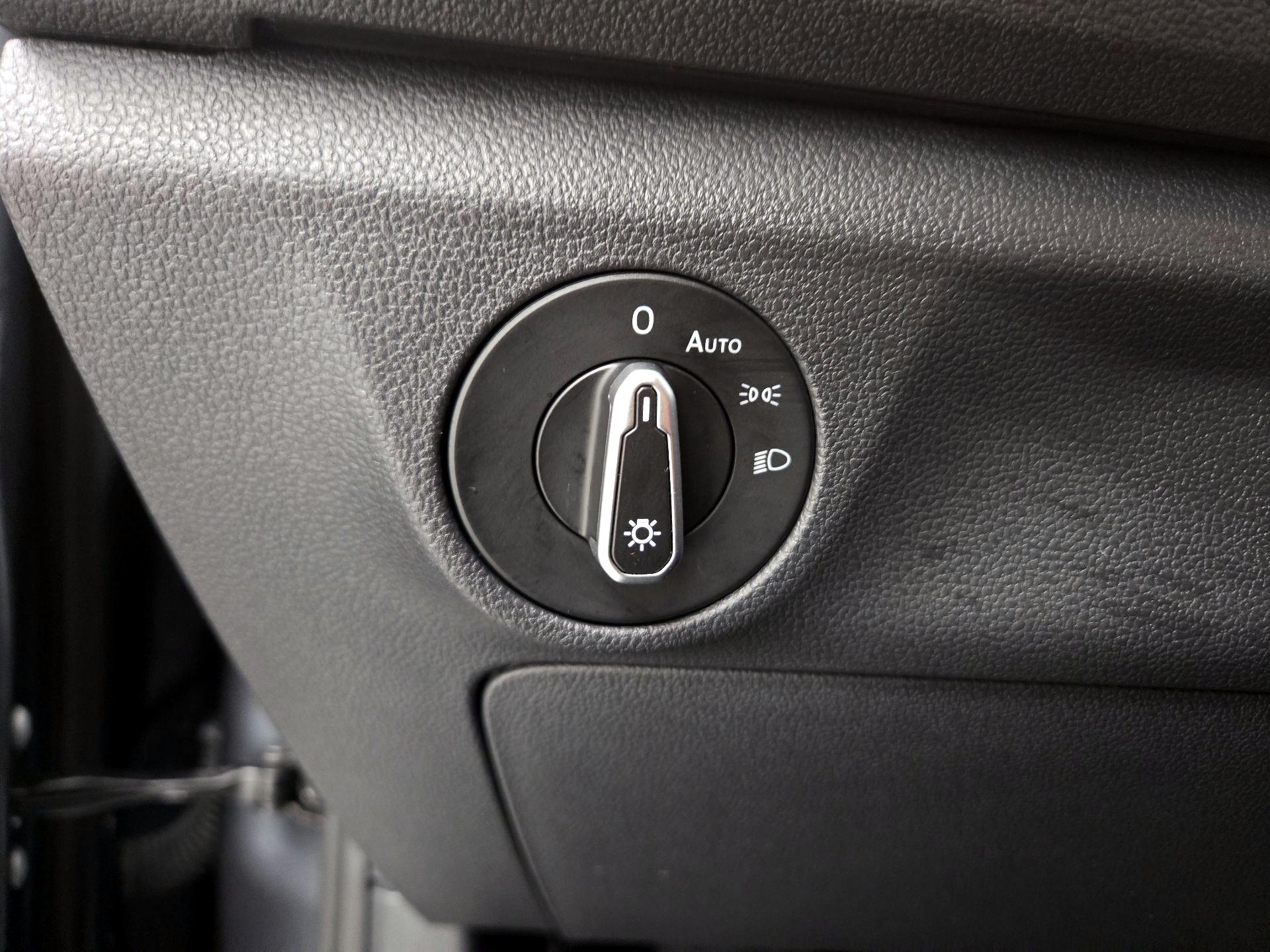 Thumbnail: 2024 Volkswagen Jetta - 13