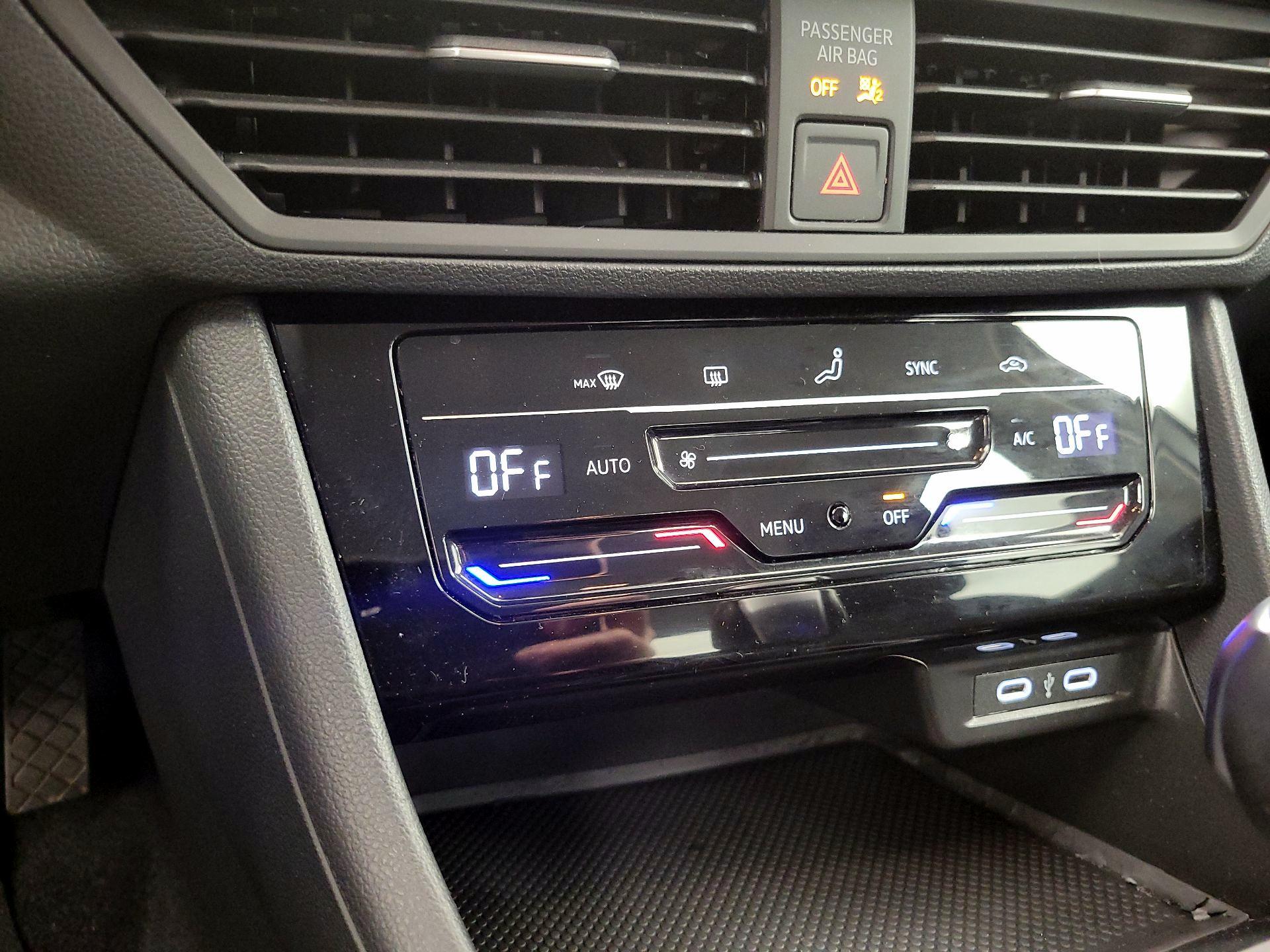 Thumbnail: 2025 Volkswagen Jetta - 16