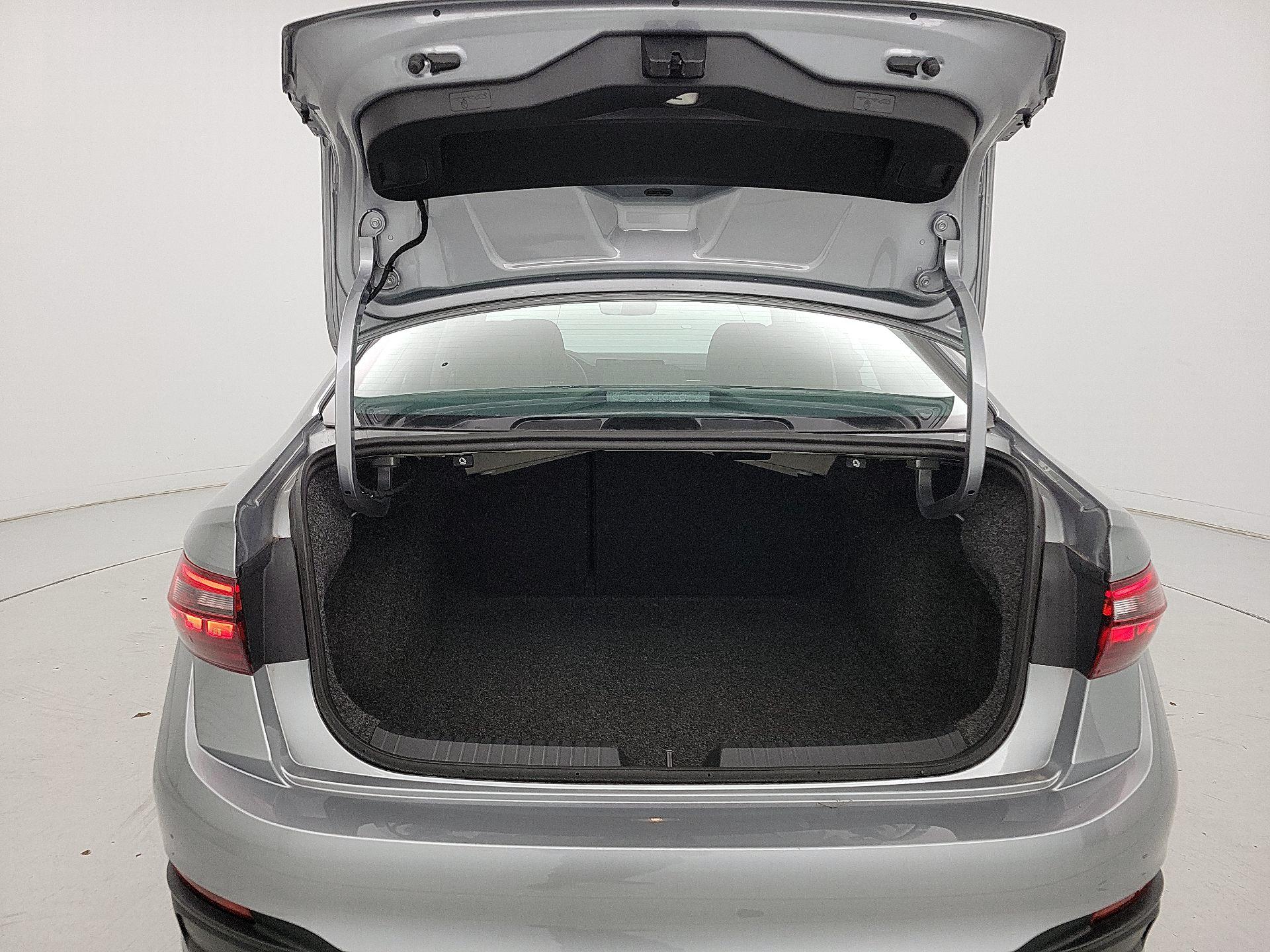 Thumbnail: 2025 Volkswagen Jetta - 20