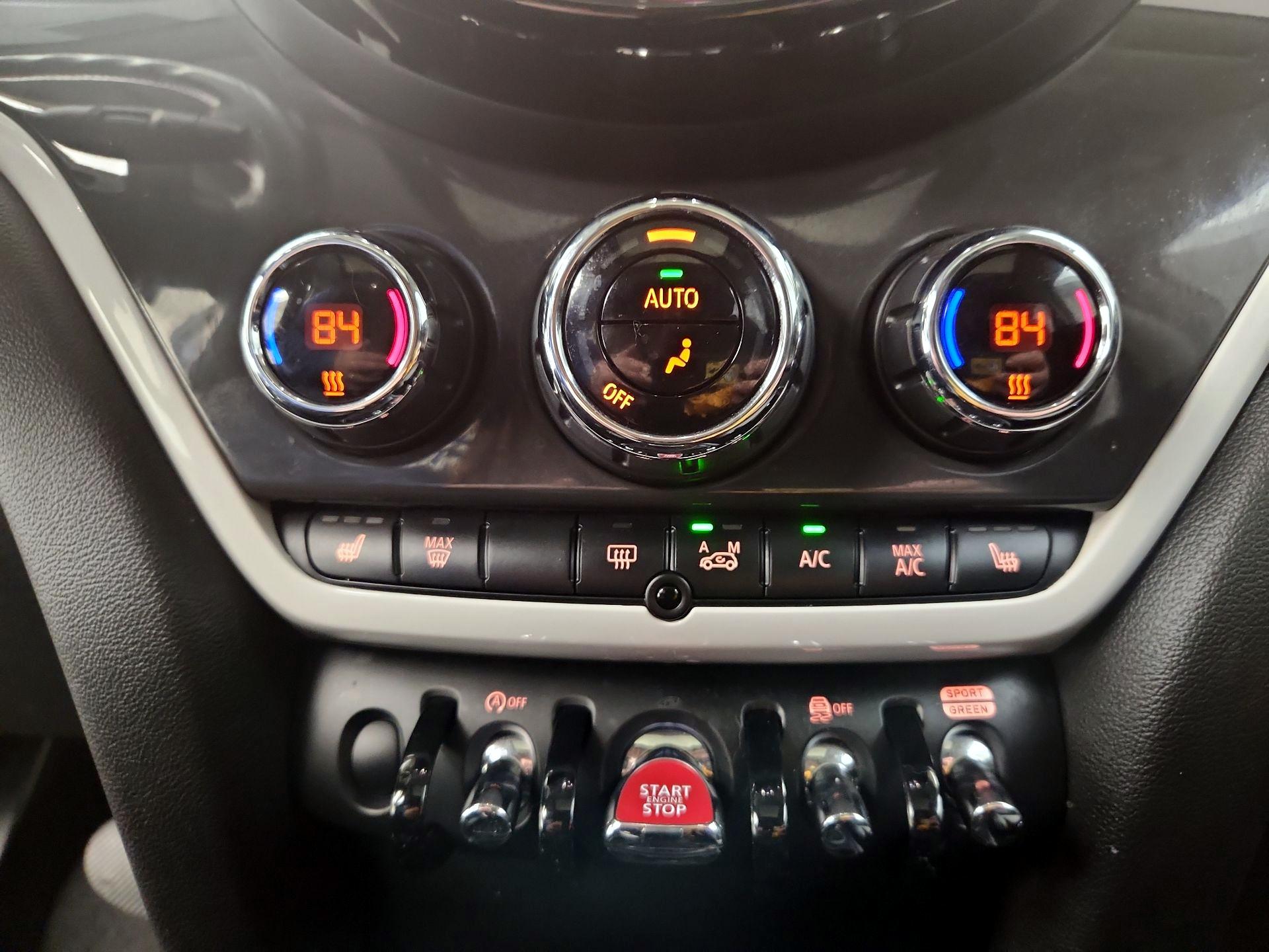 Thumbnail: 2020 MINI Cooper Countryman - 16