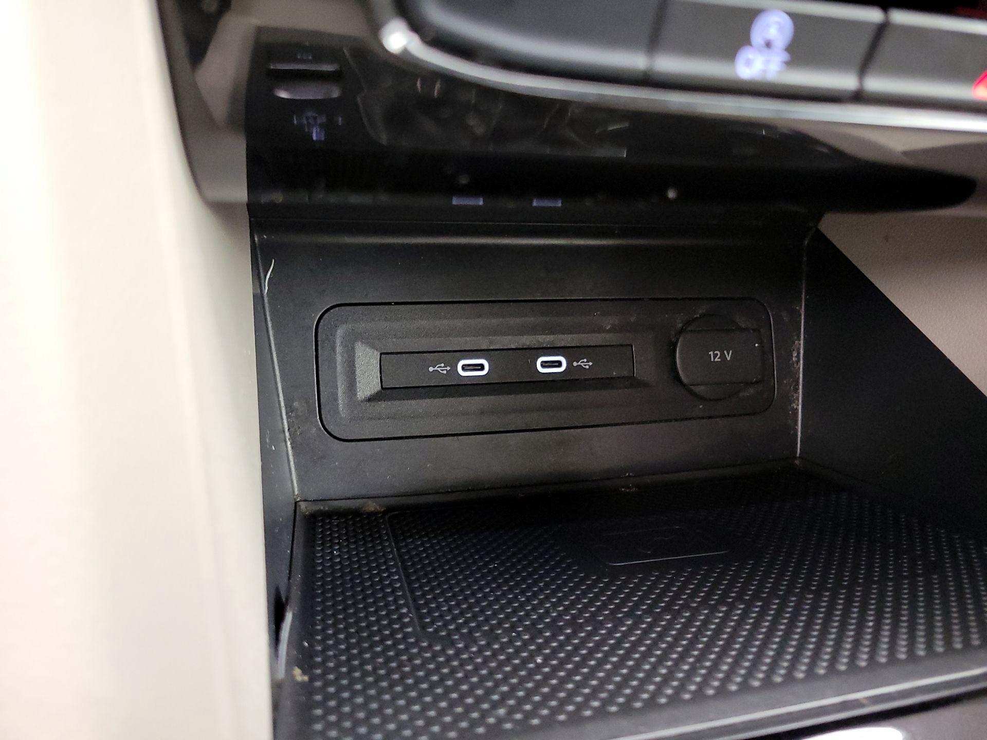 Thumbnail: 2023 Volkswagen Atlas - 18