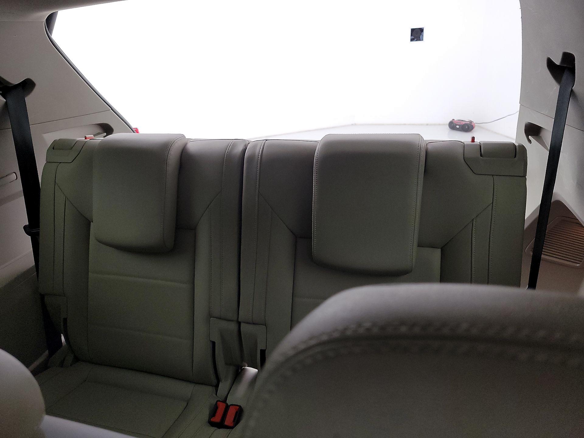 Thumbnail: 2023 Volkswagen Atlas - 20