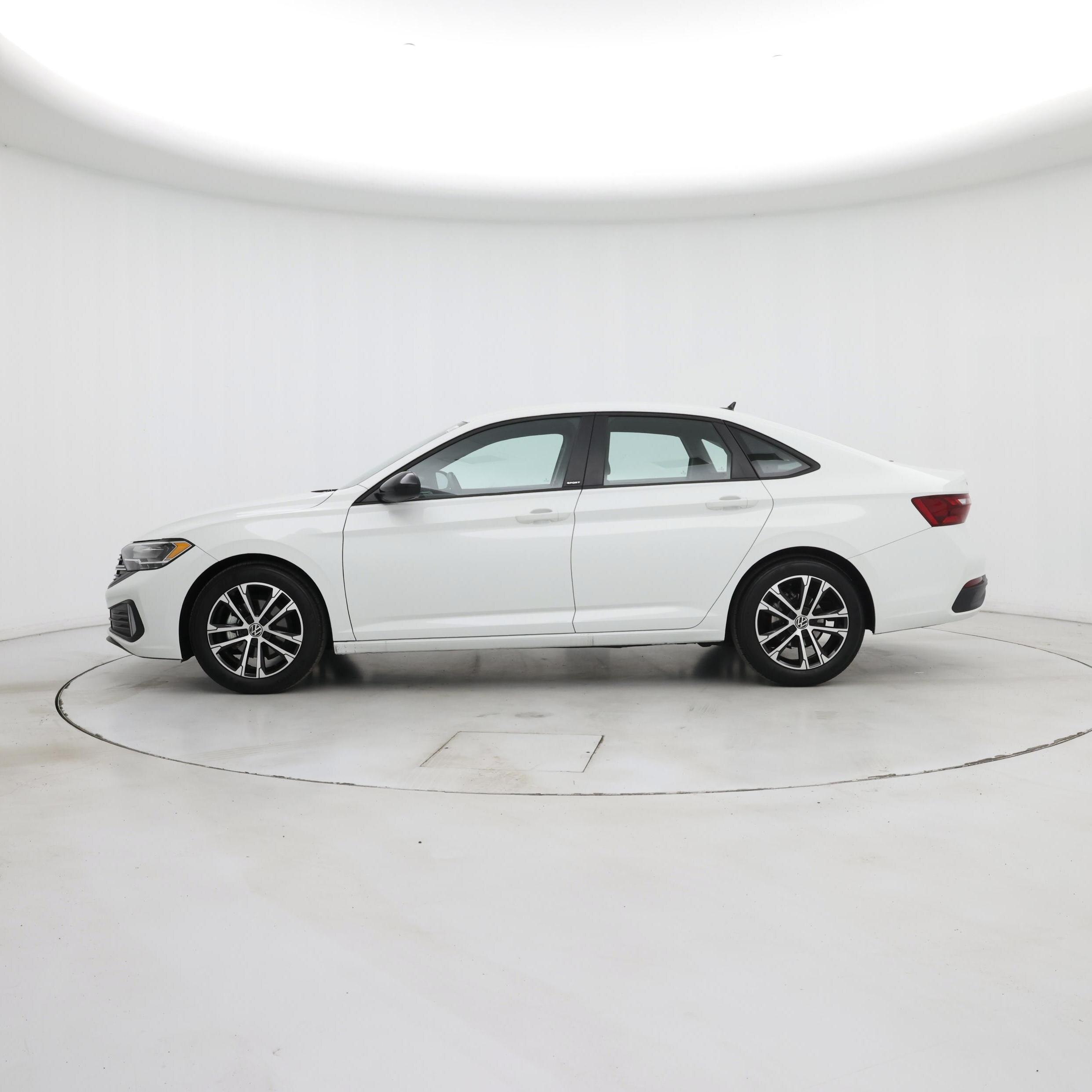 Thumbnail: 2024 Volkswagen Jetta - 3