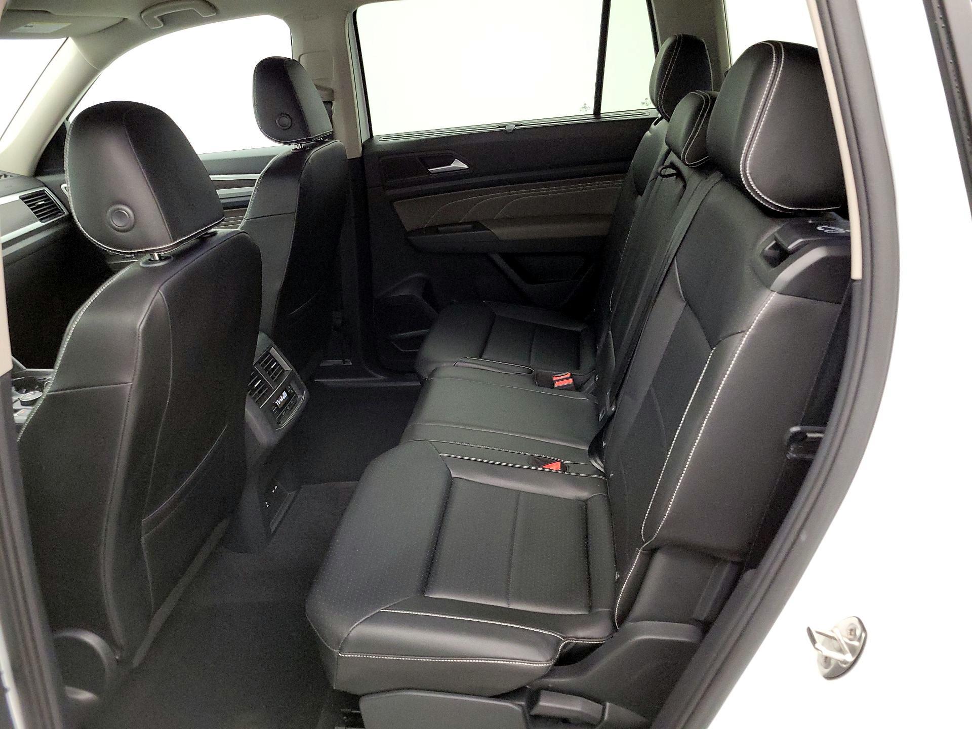 Thumbnail: 2023 Volkswagen Atlas - 19