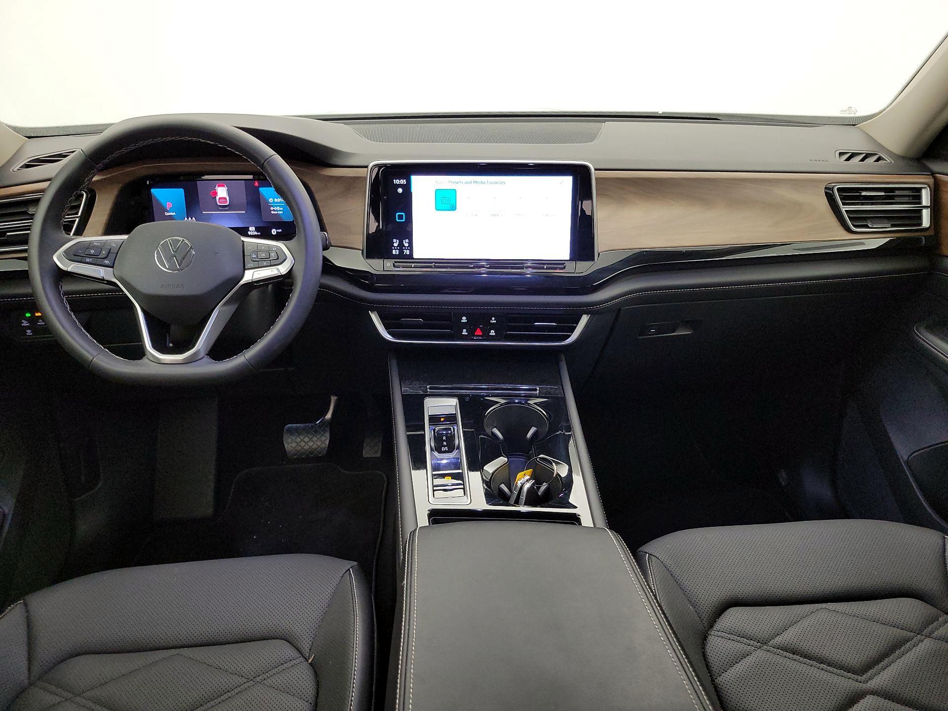 Thumbnail: 2024 Volkswagen Atlas - 9