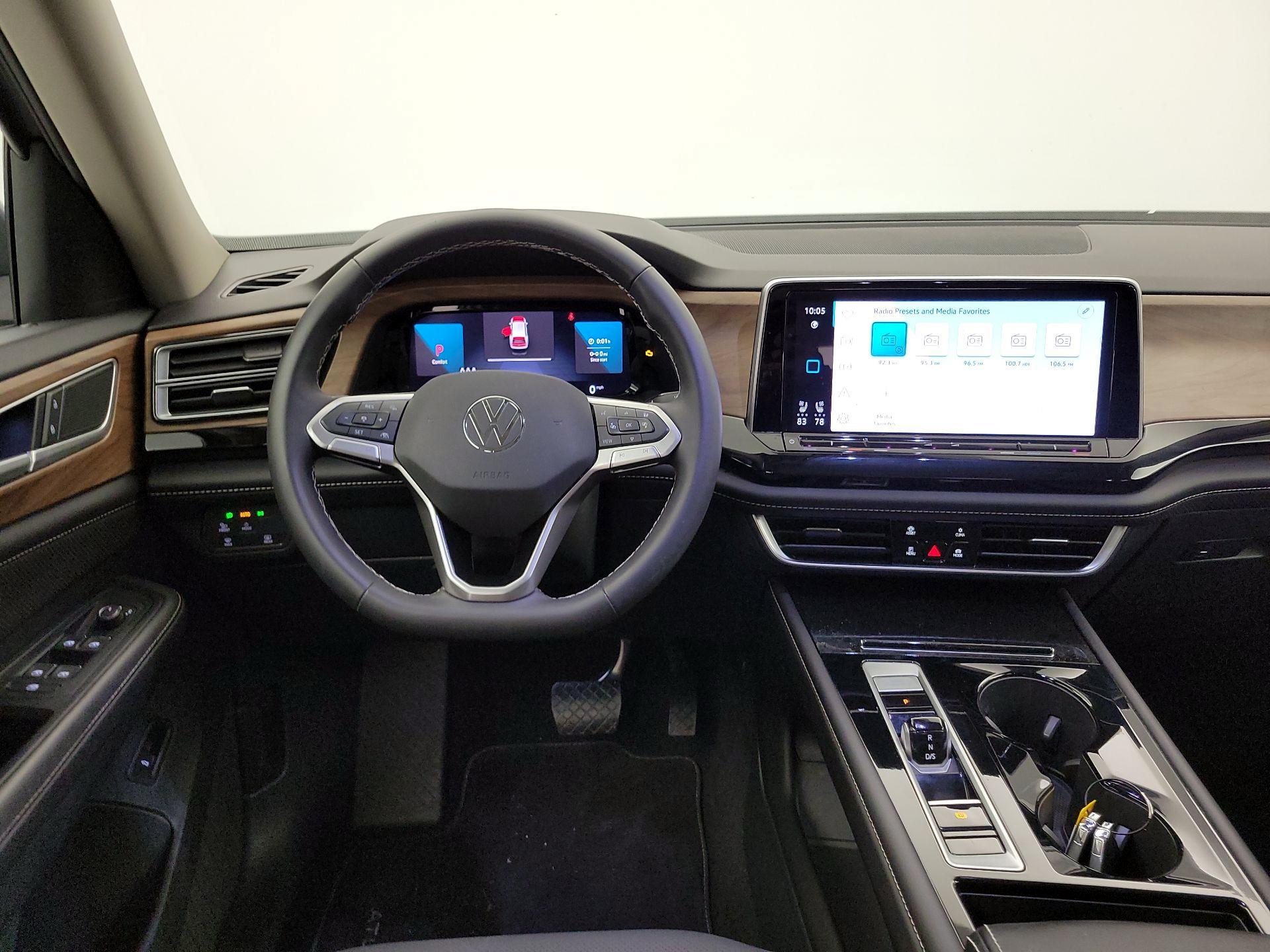 Thumbnail: 2024 Volkswagen Atlas - 10