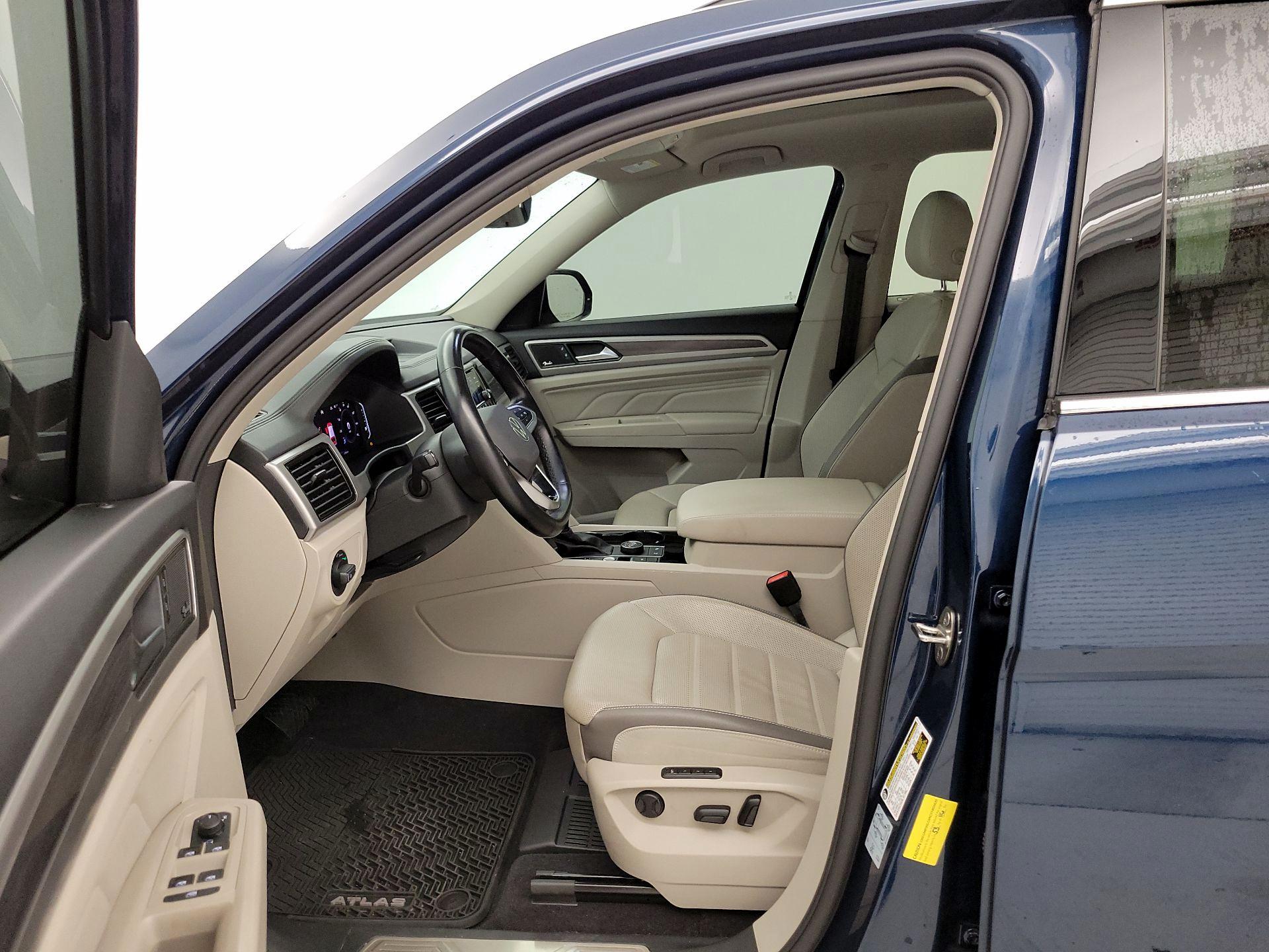 Thumbnail: 2021 Volkswagen Atlas - 11