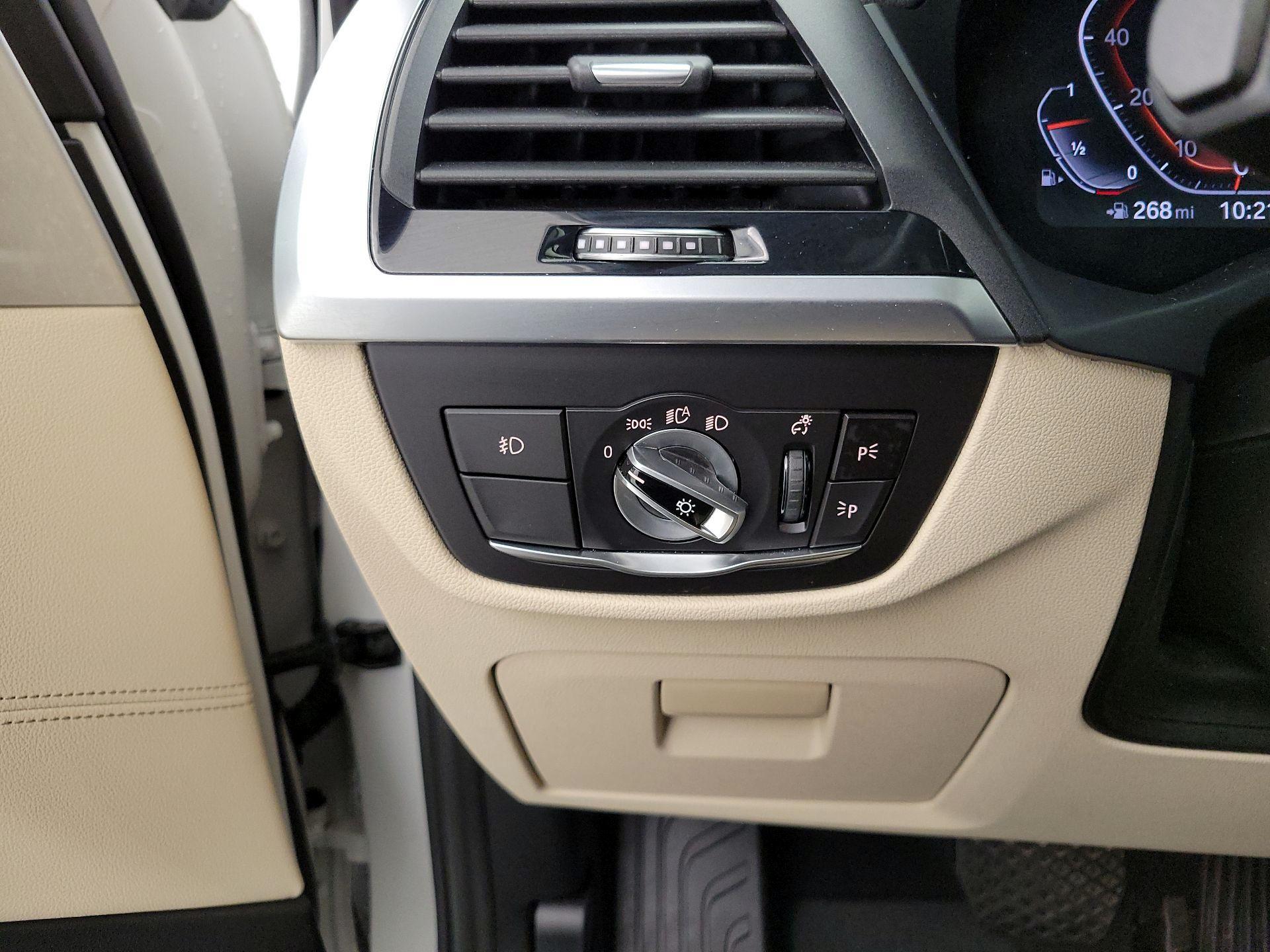 Thumbnail: 2020 BMW X4 - 13