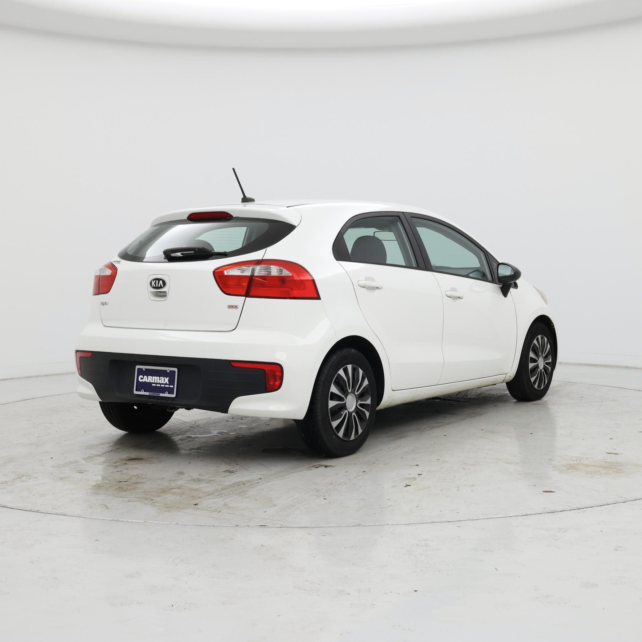 Thumbnail: 2016 Kia Rio5 - 8