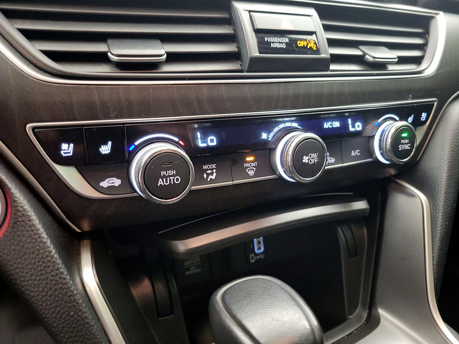 Thumbnail: 2018 Honda Accord - 17