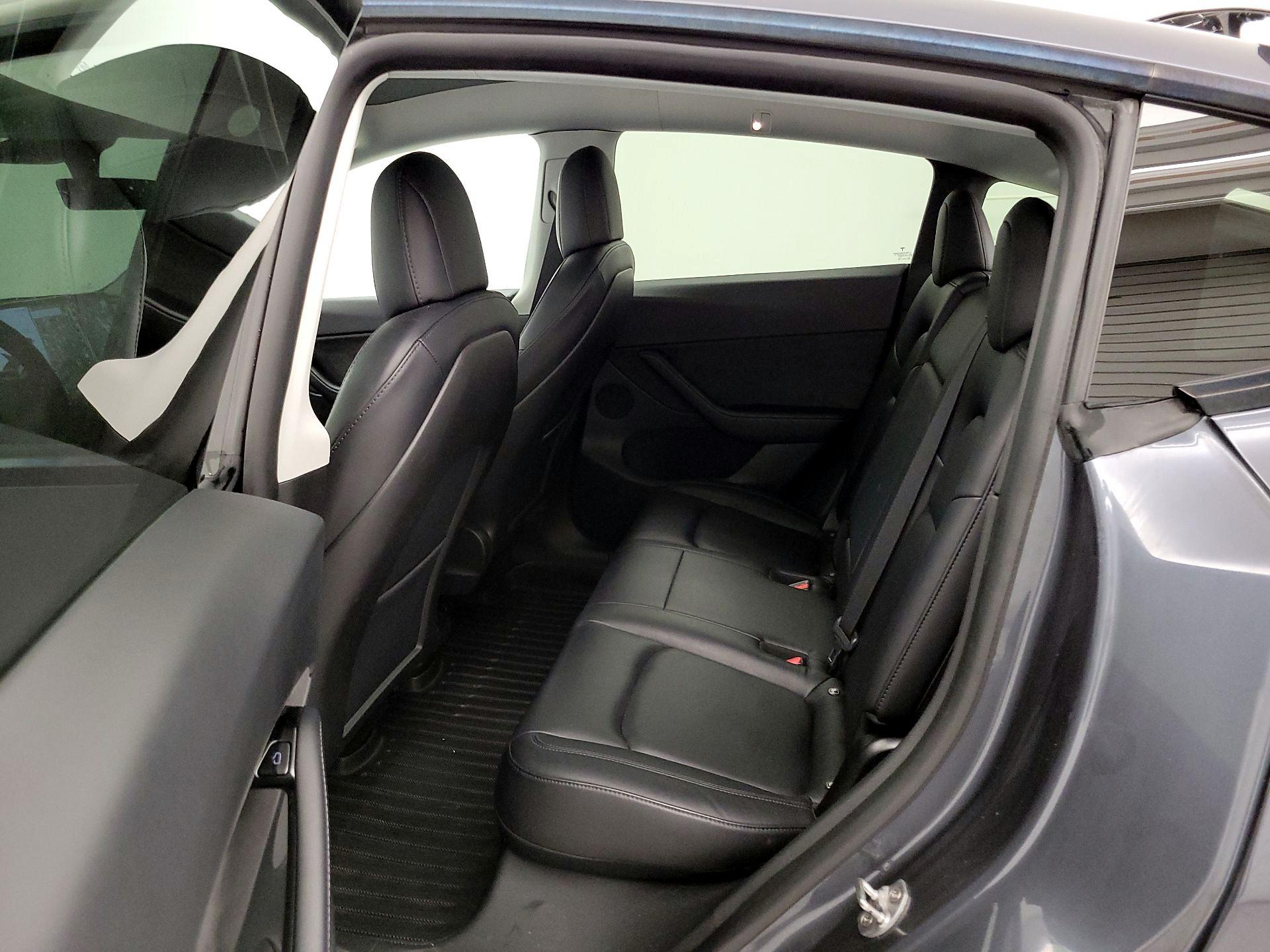 Thumbnail: 2021 Tesla Model Y - 19