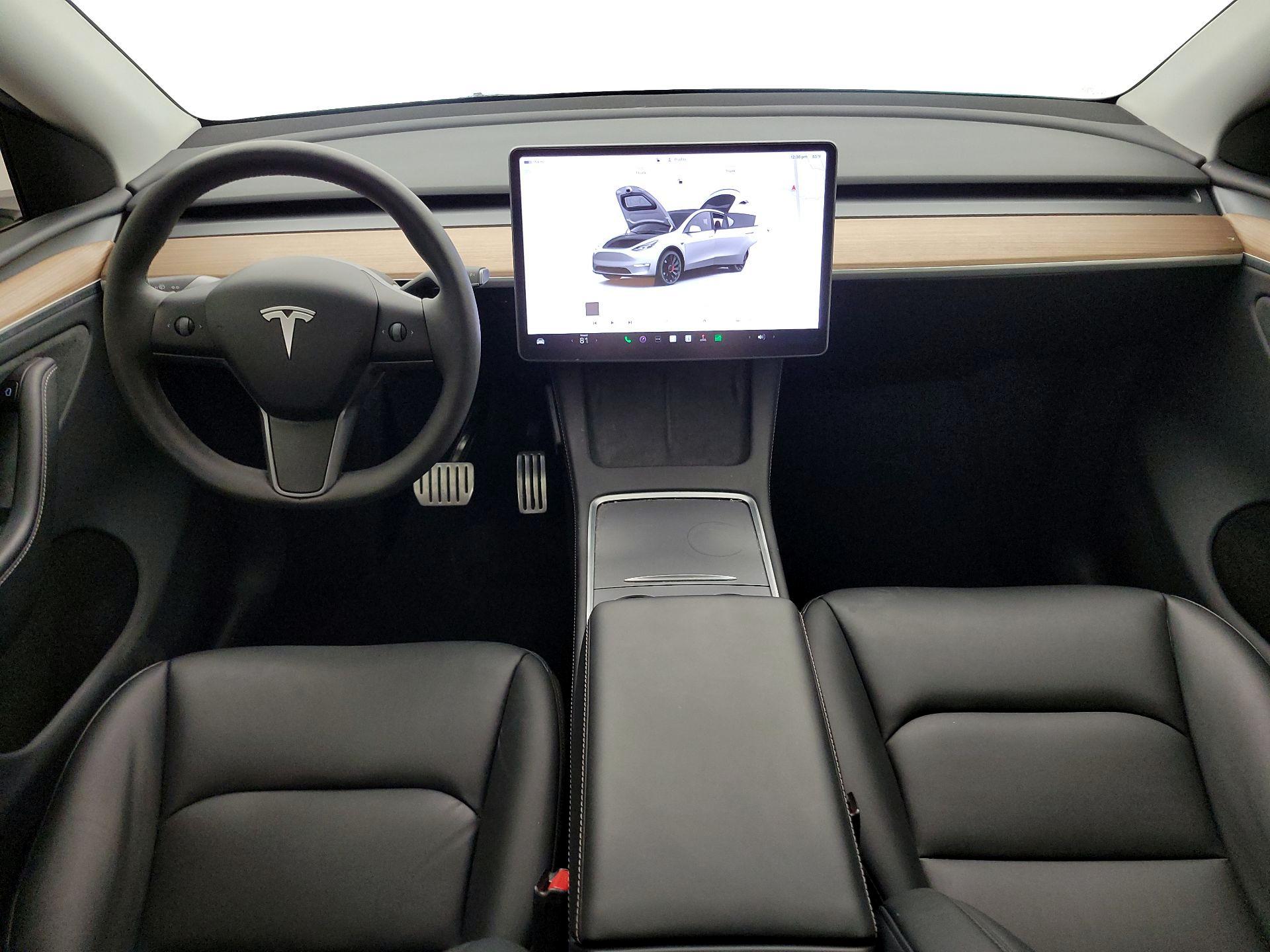 Thumbnail: 2025 Tesla Model Y - 9