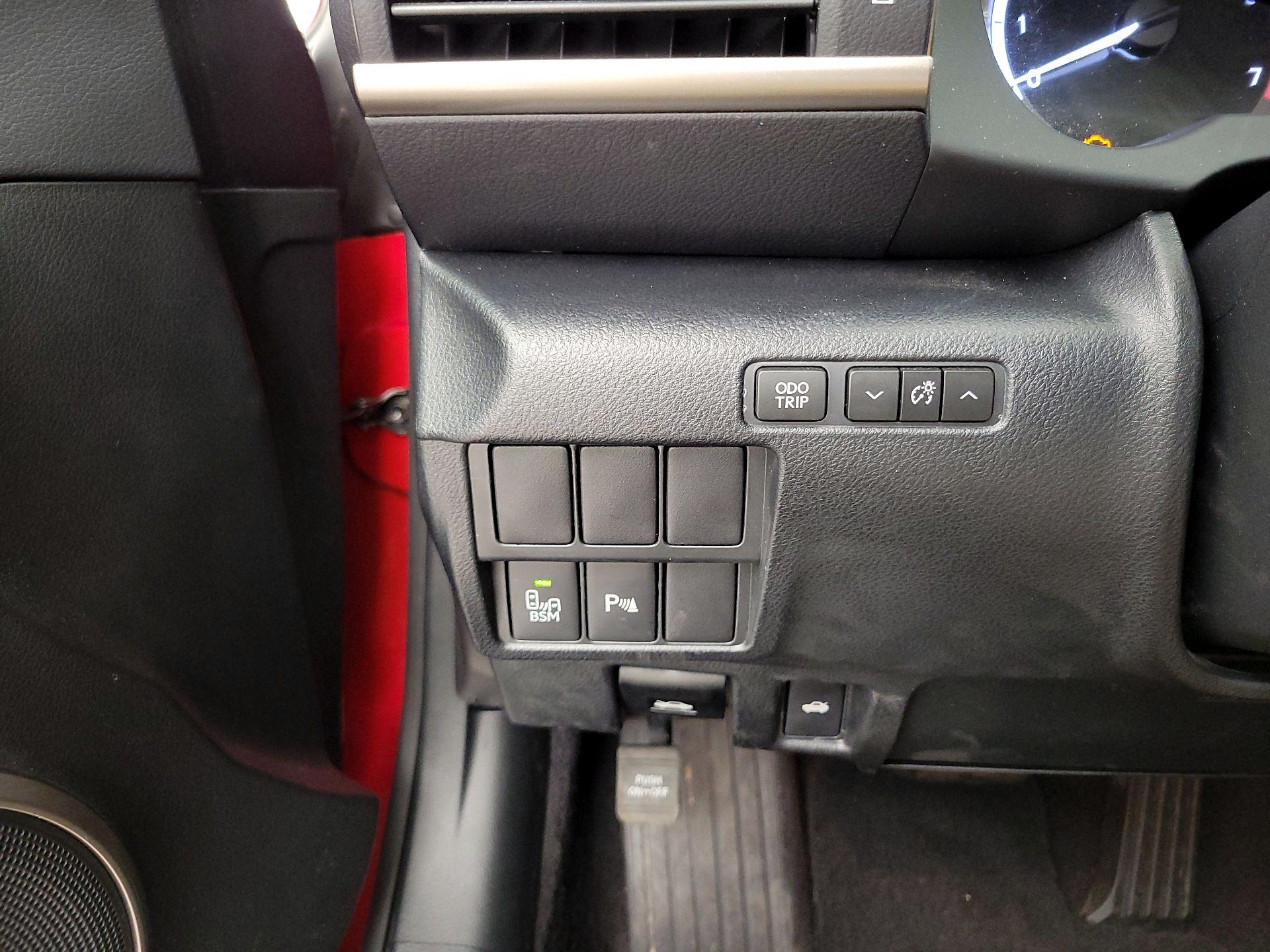 Thumbnail: 2015 Lexus RC - 13