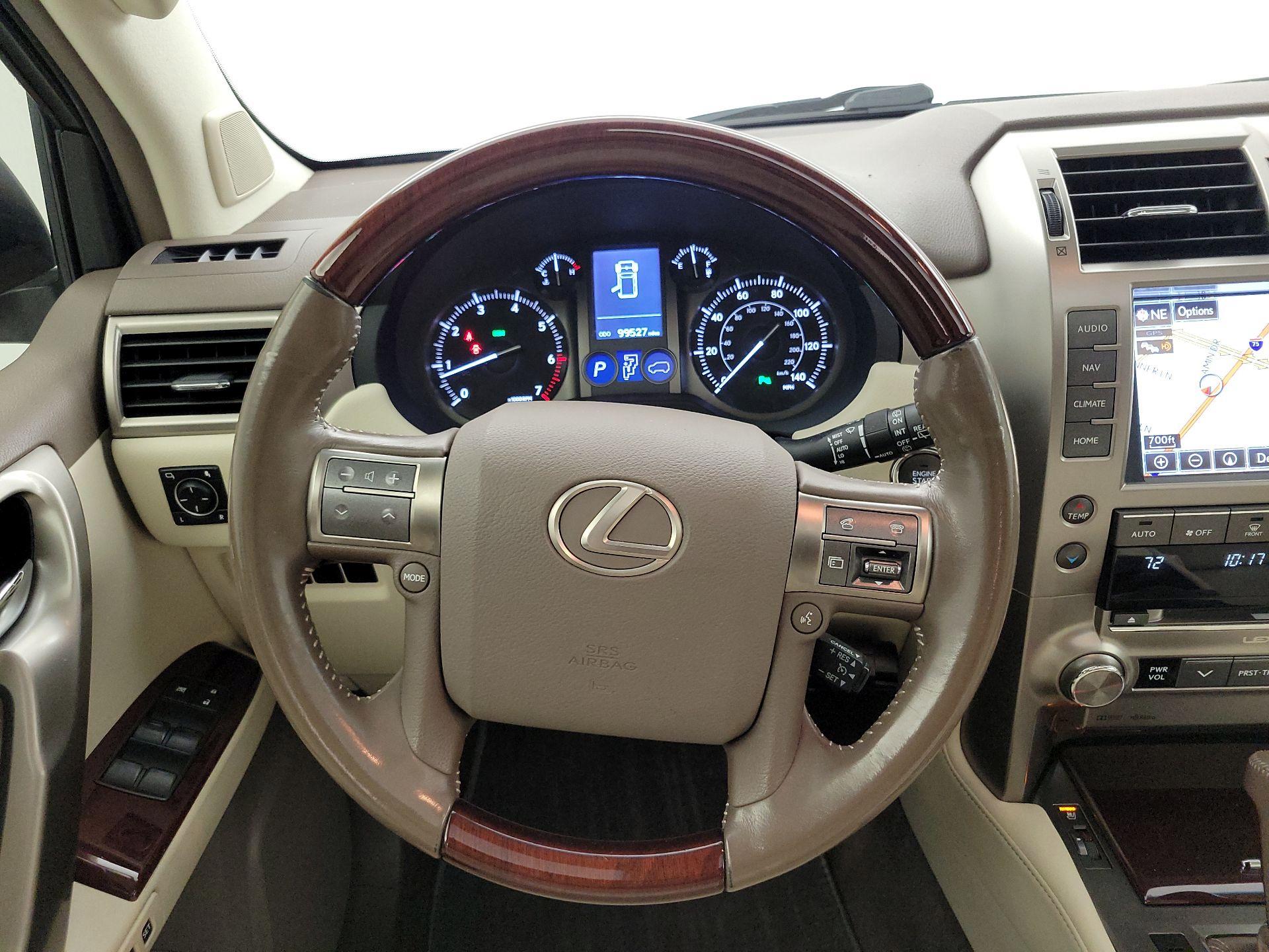 Thumbnail: 2016 Lexus GX - 10