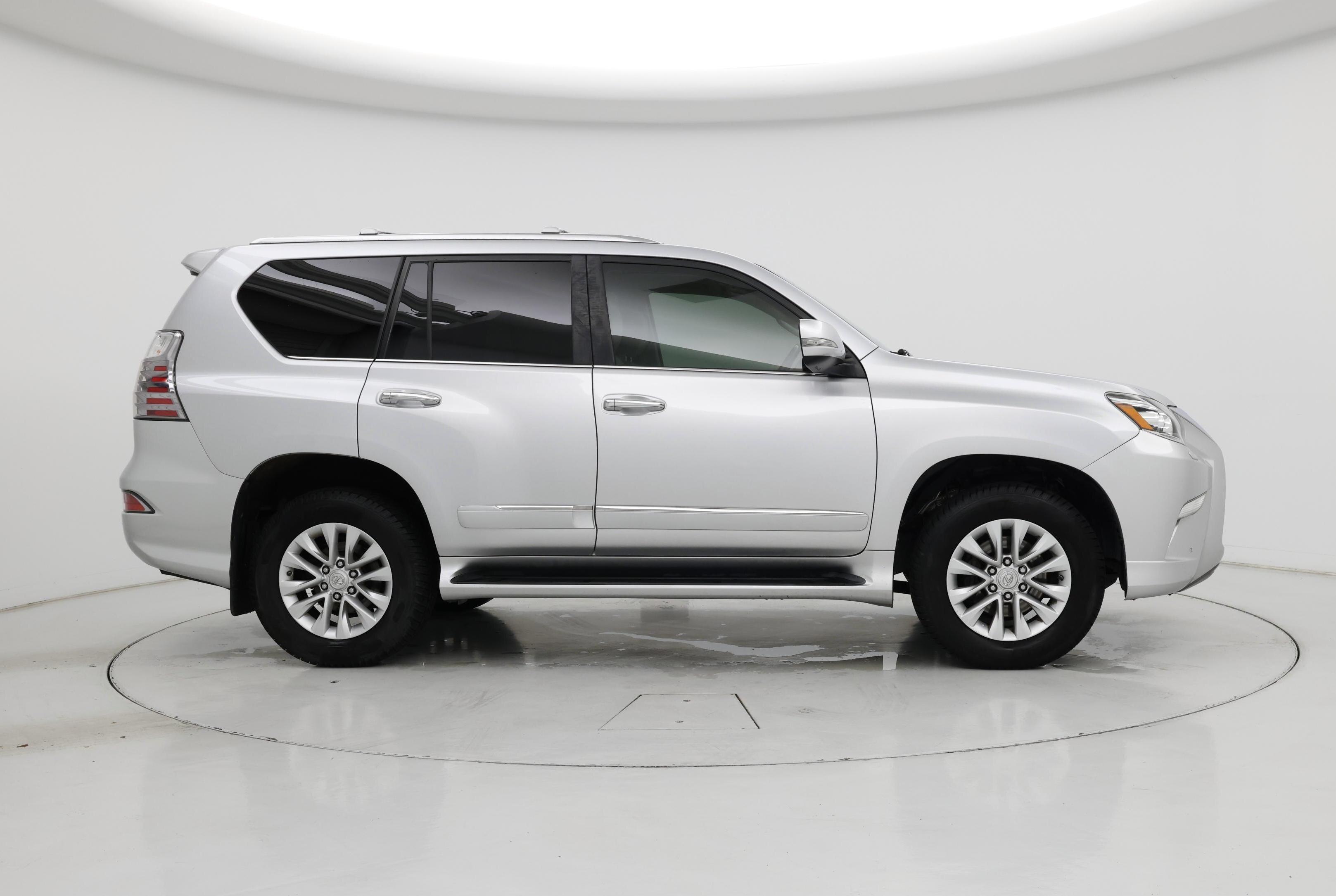 Thumbnail: 2016 Lexus GX - 7