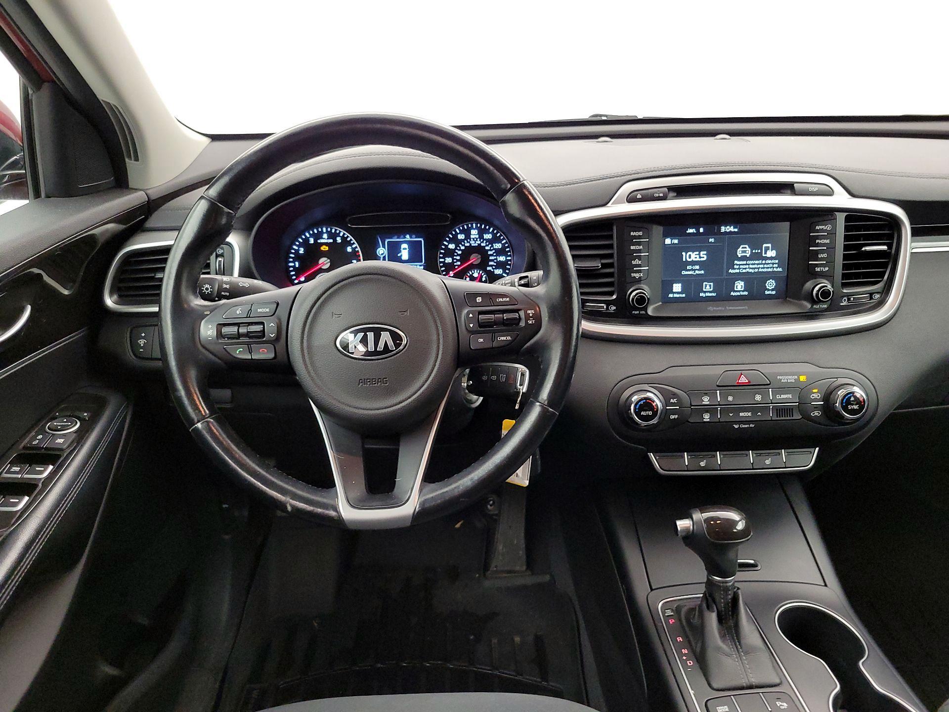 Thumbnail: 2017 Kia Sorento - 10