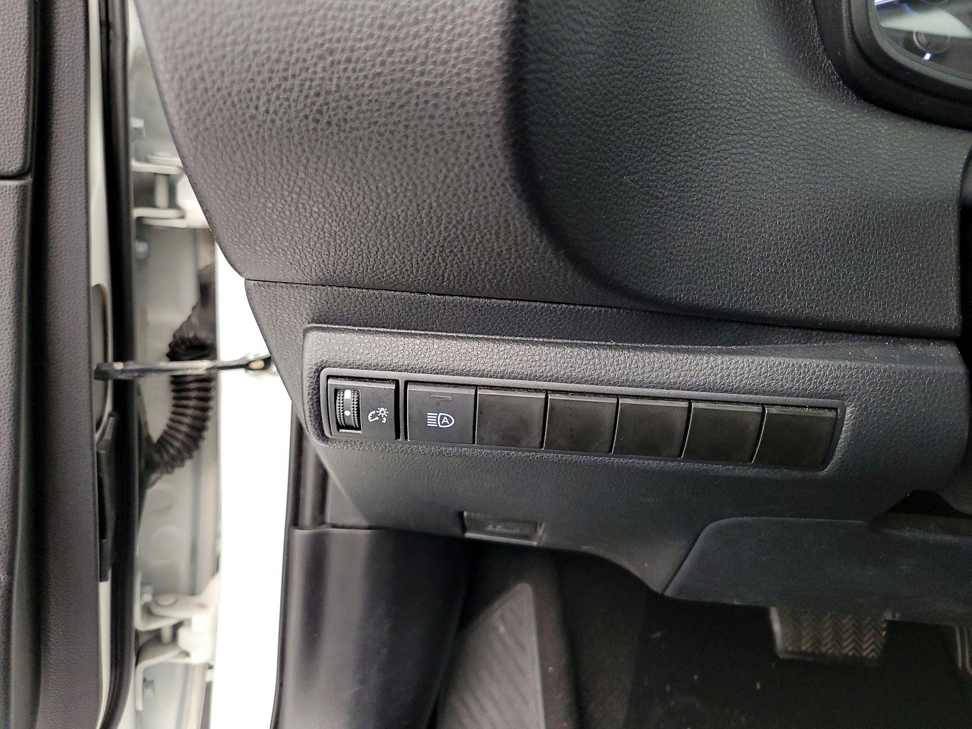 Thumbnail: 2021 Toyota Corolla - 13