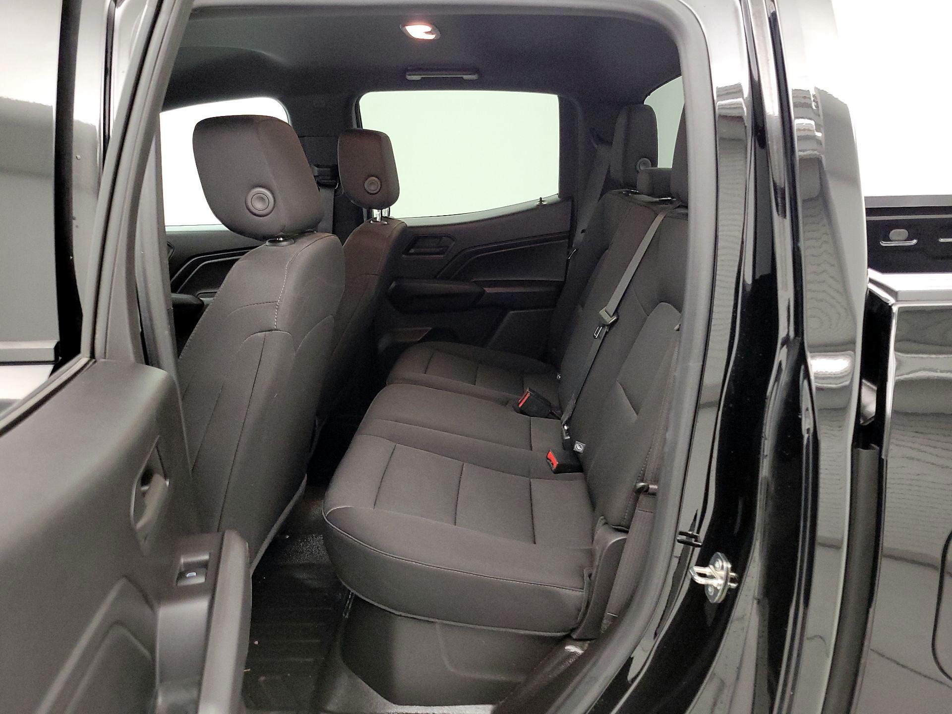 Thumbnail: 2023 Chevrolet Colorado - 19