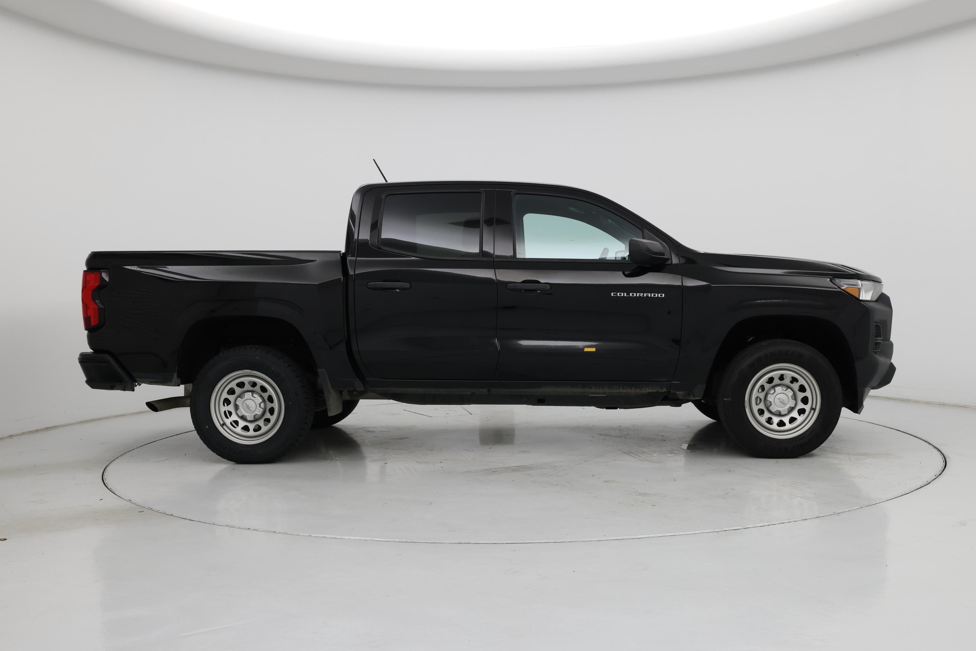 Thumbnail: 2023 Chevrolet Colorado - 7