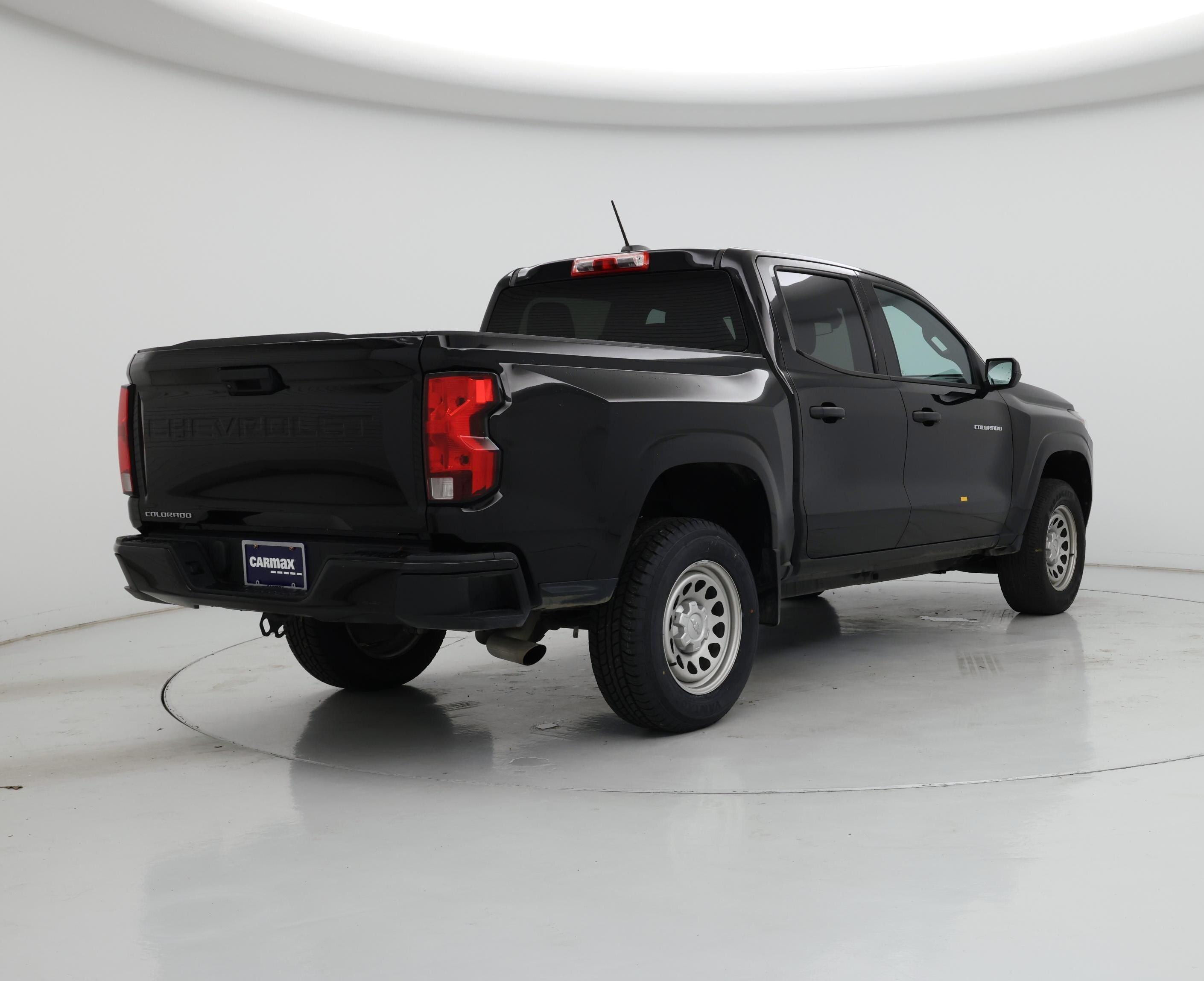 Thumbnail: 2023 Chevrolet Colorado - 8