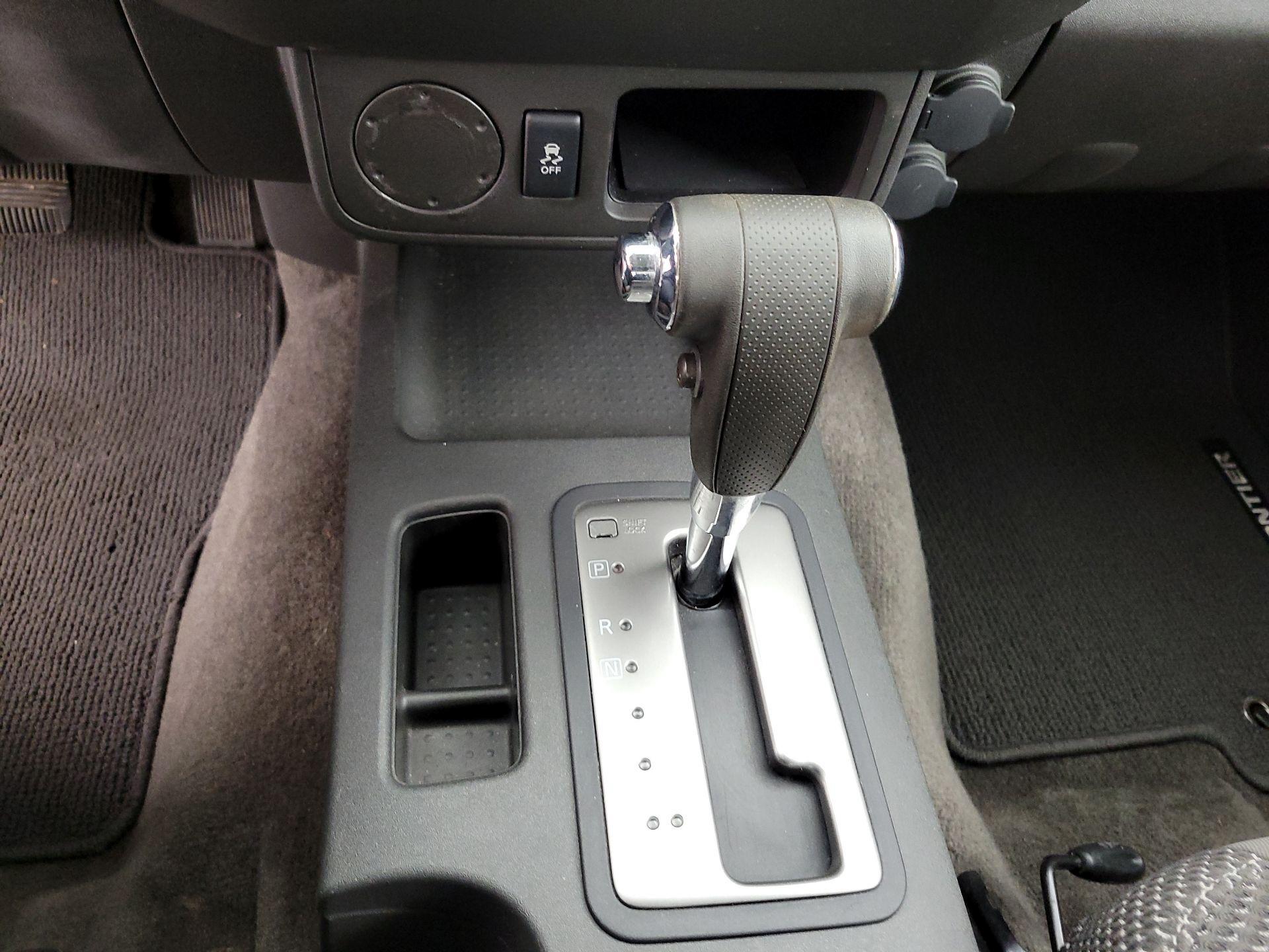 Thumbnail: 2015 Nissan Frontier - 16