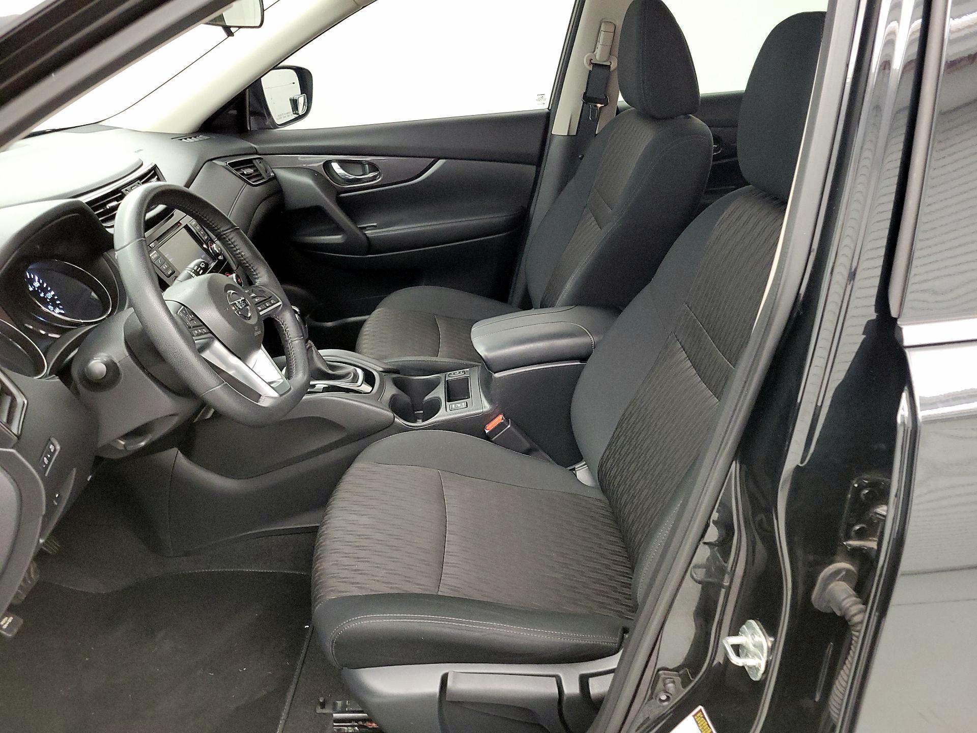 Thumbnail: 2019 Nissan Rogue - 11