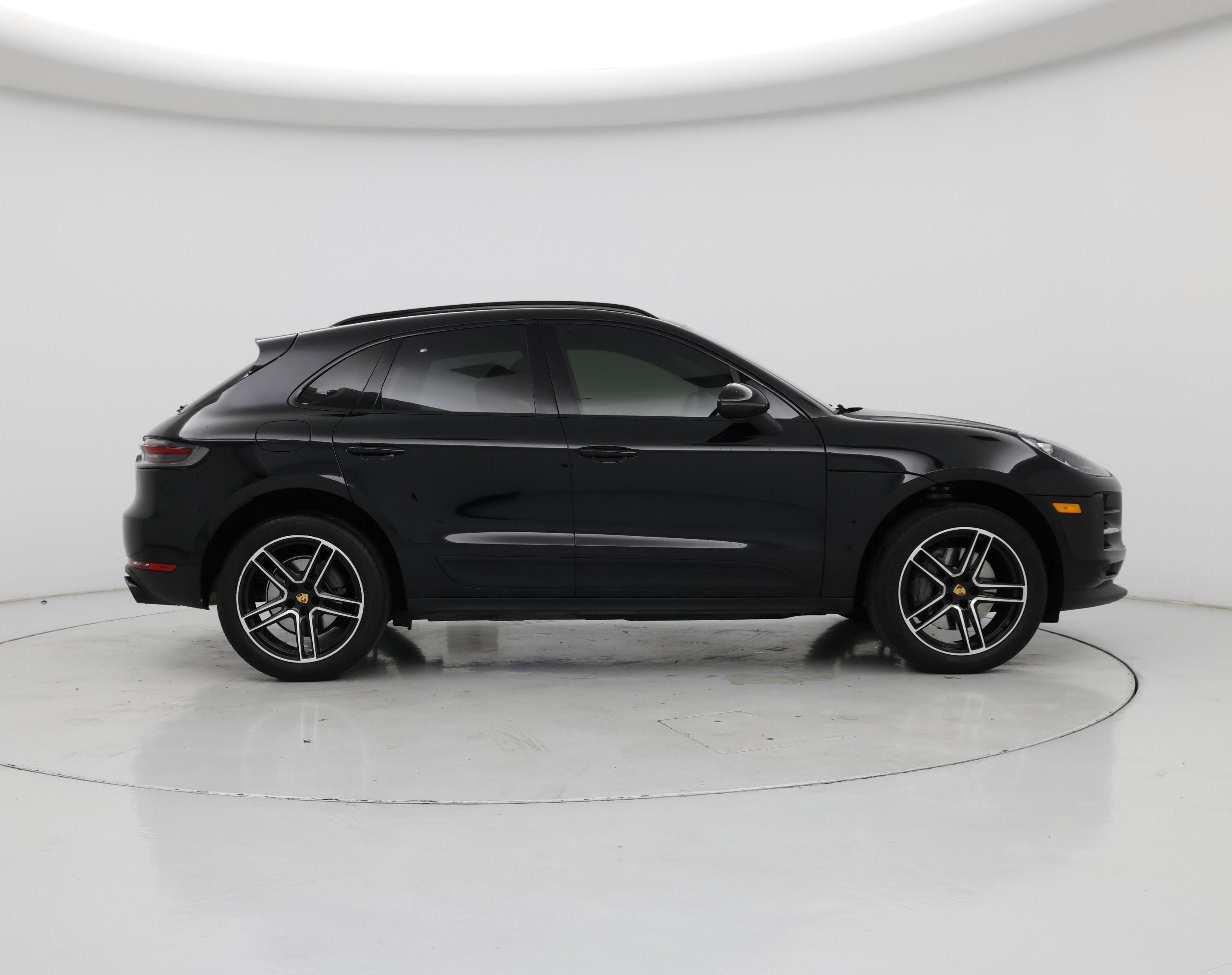 Thumbnail: 2020 Porsche Macan - 7