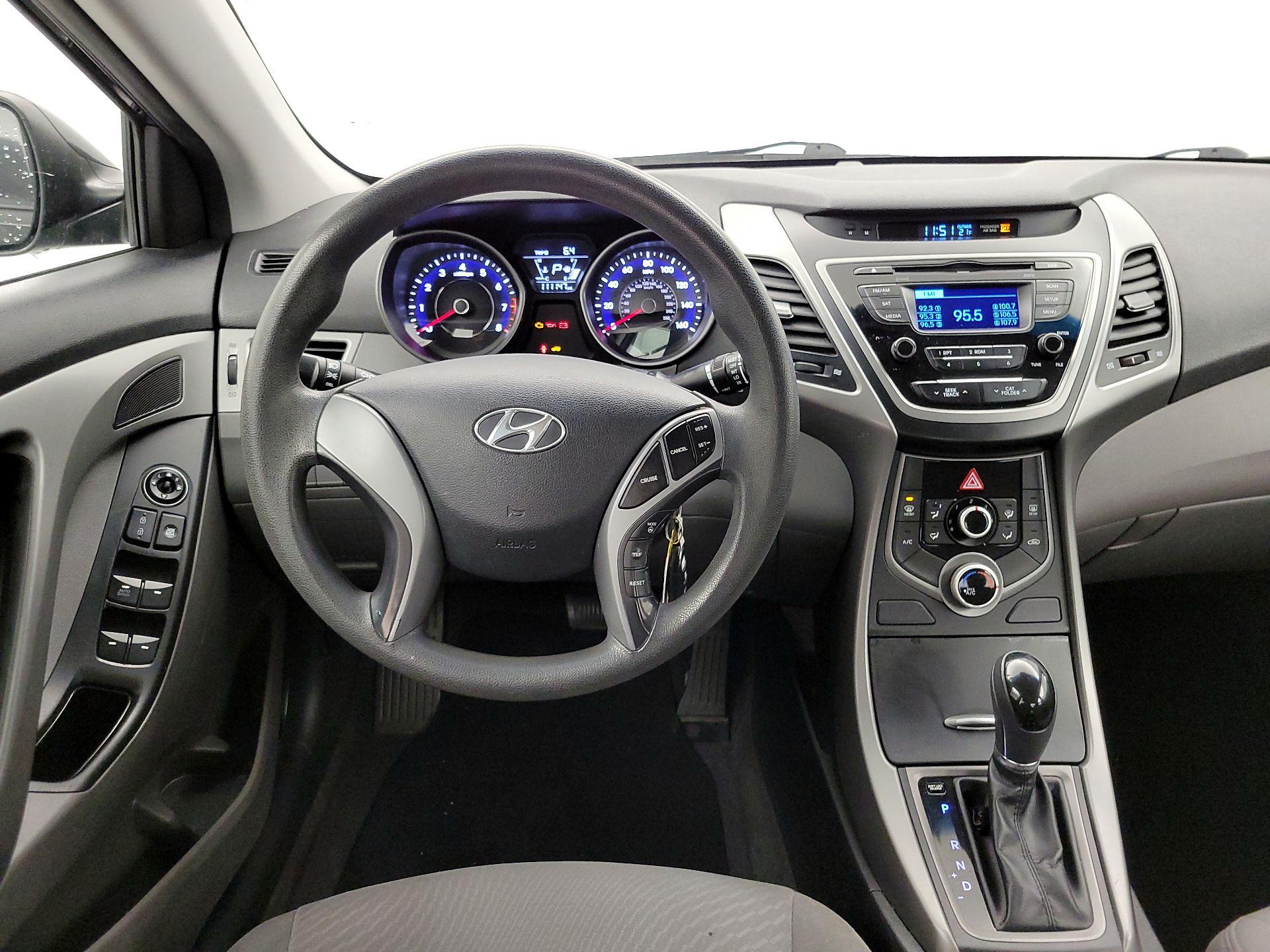 Thumbnail: 2015 Hyundai Elantra - 10
