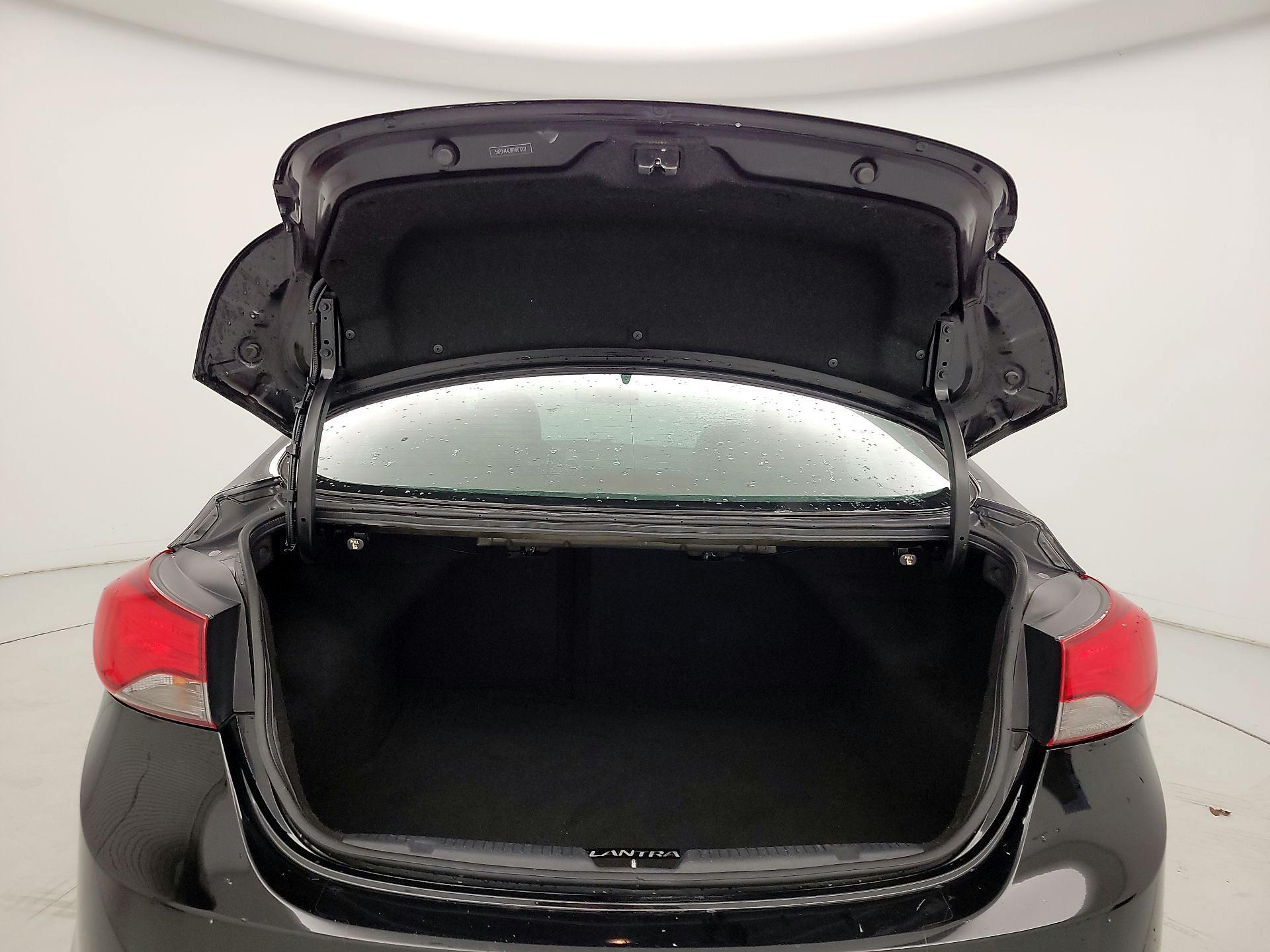 Thumbnail: 2015 Hyundai Elantra - 19