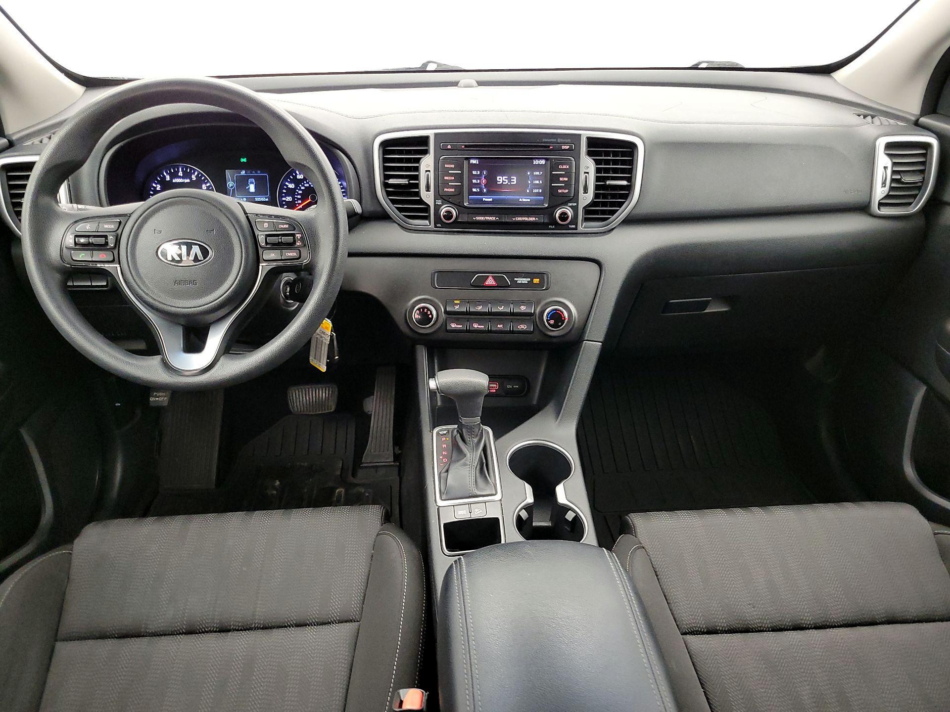 Thumbnail: 2017 Kia Sportage - 9