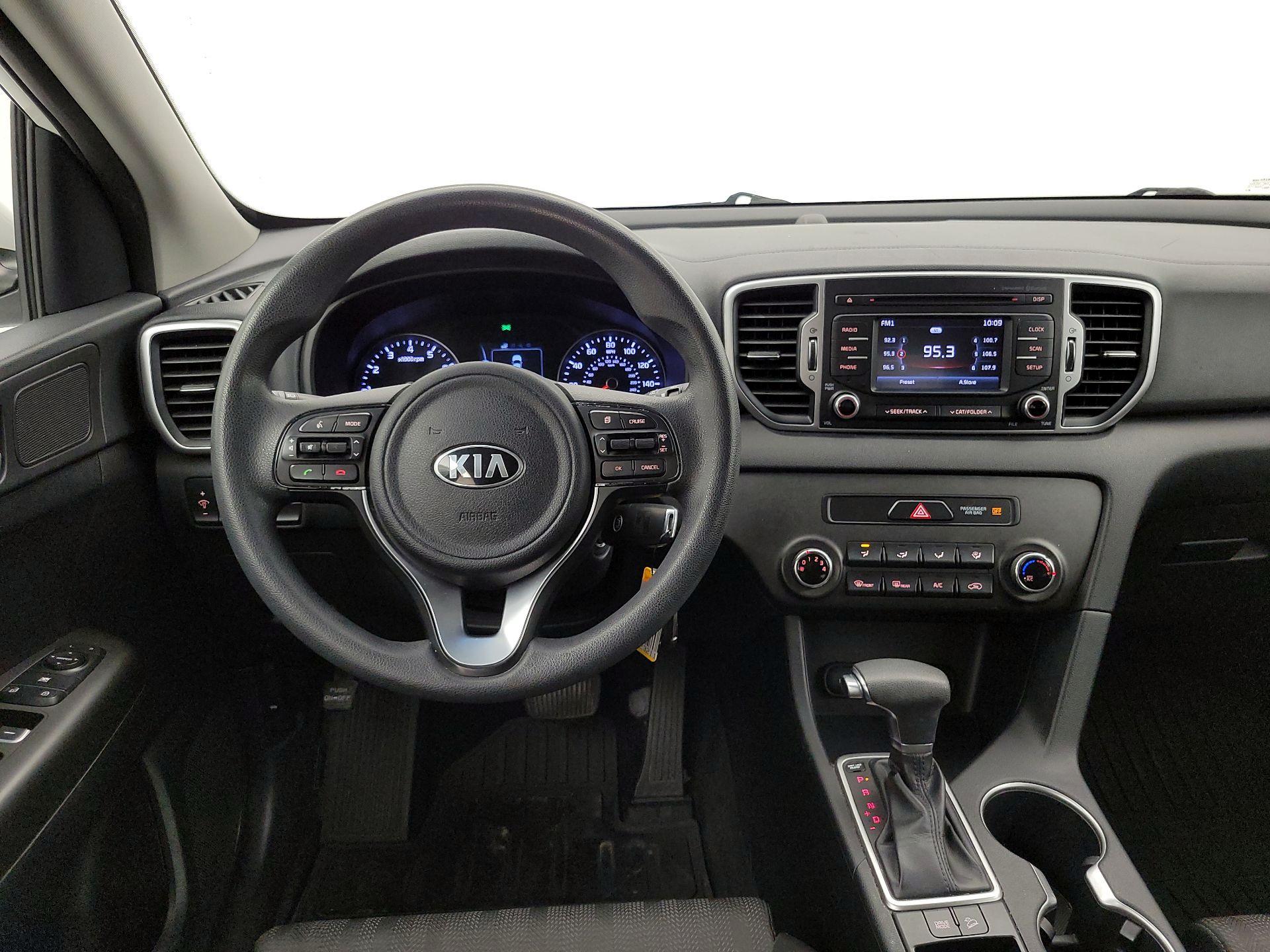 Thumbnail: 2017 Kia Sportage - 10