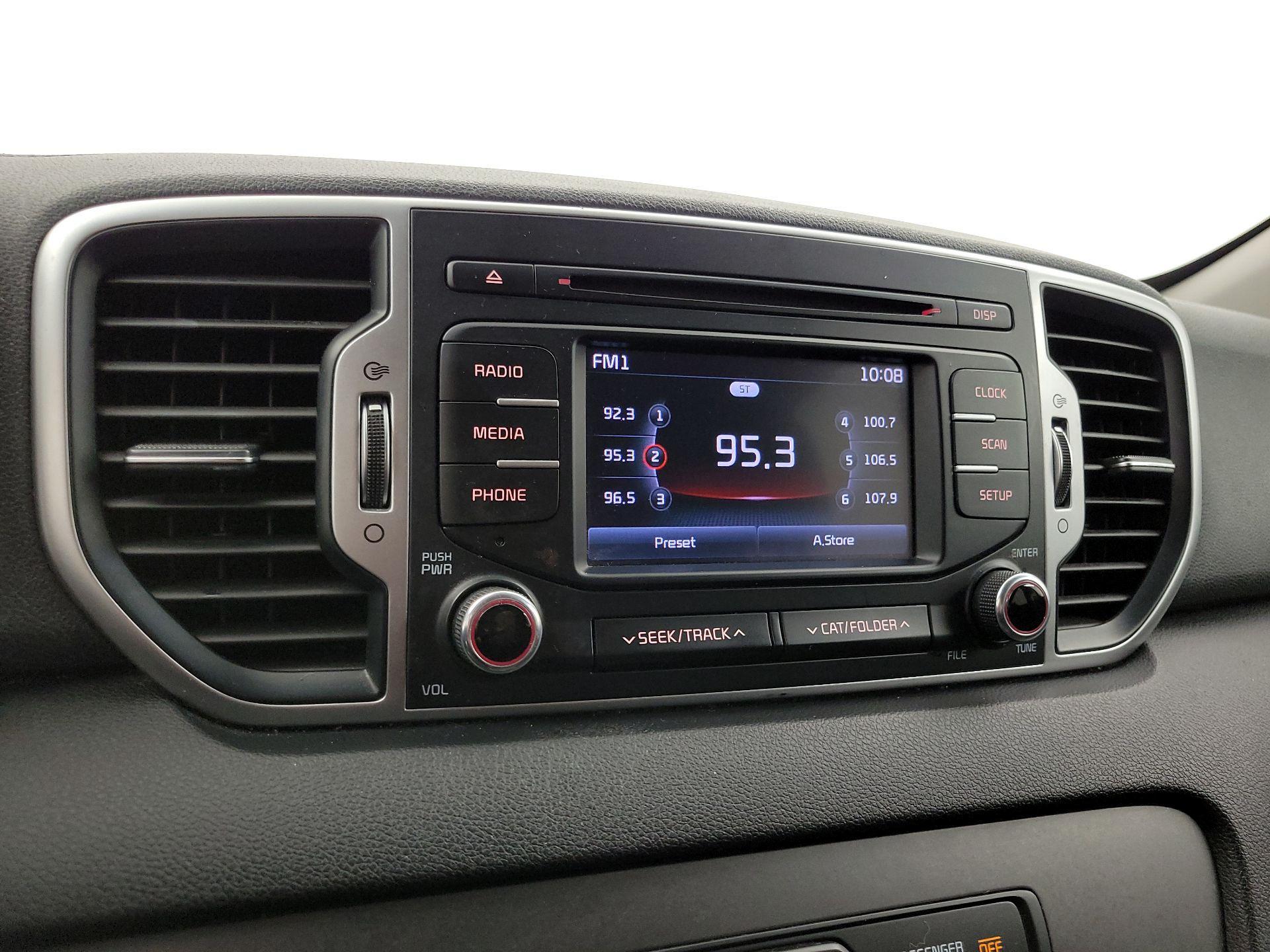 Thumbnail: 2017 Kia Sportage - 15