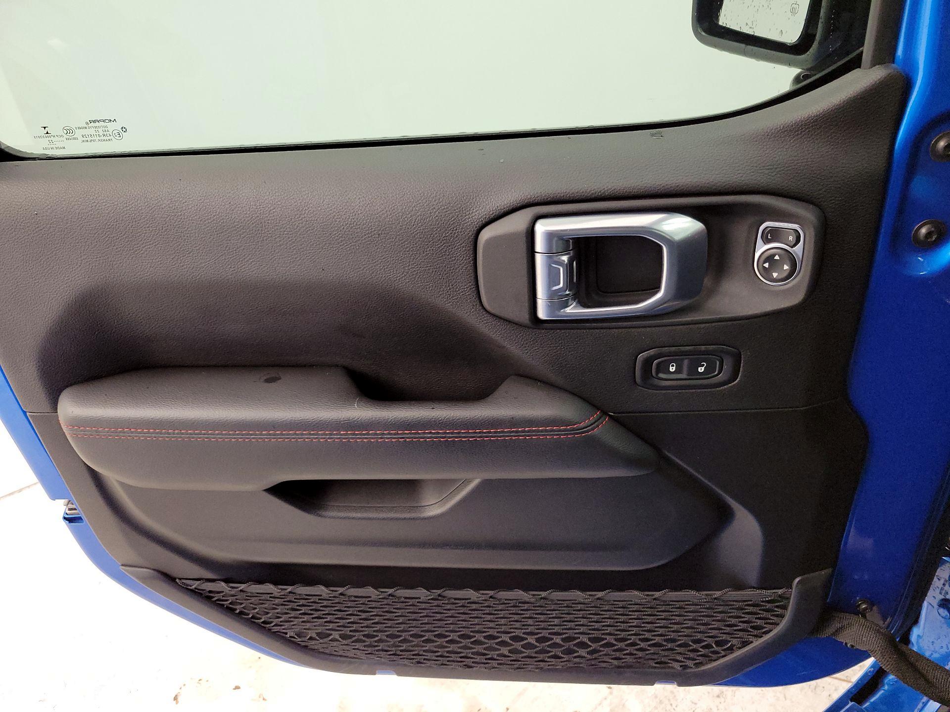 Thumbnail: 2022 Jeep Wrangler - 12